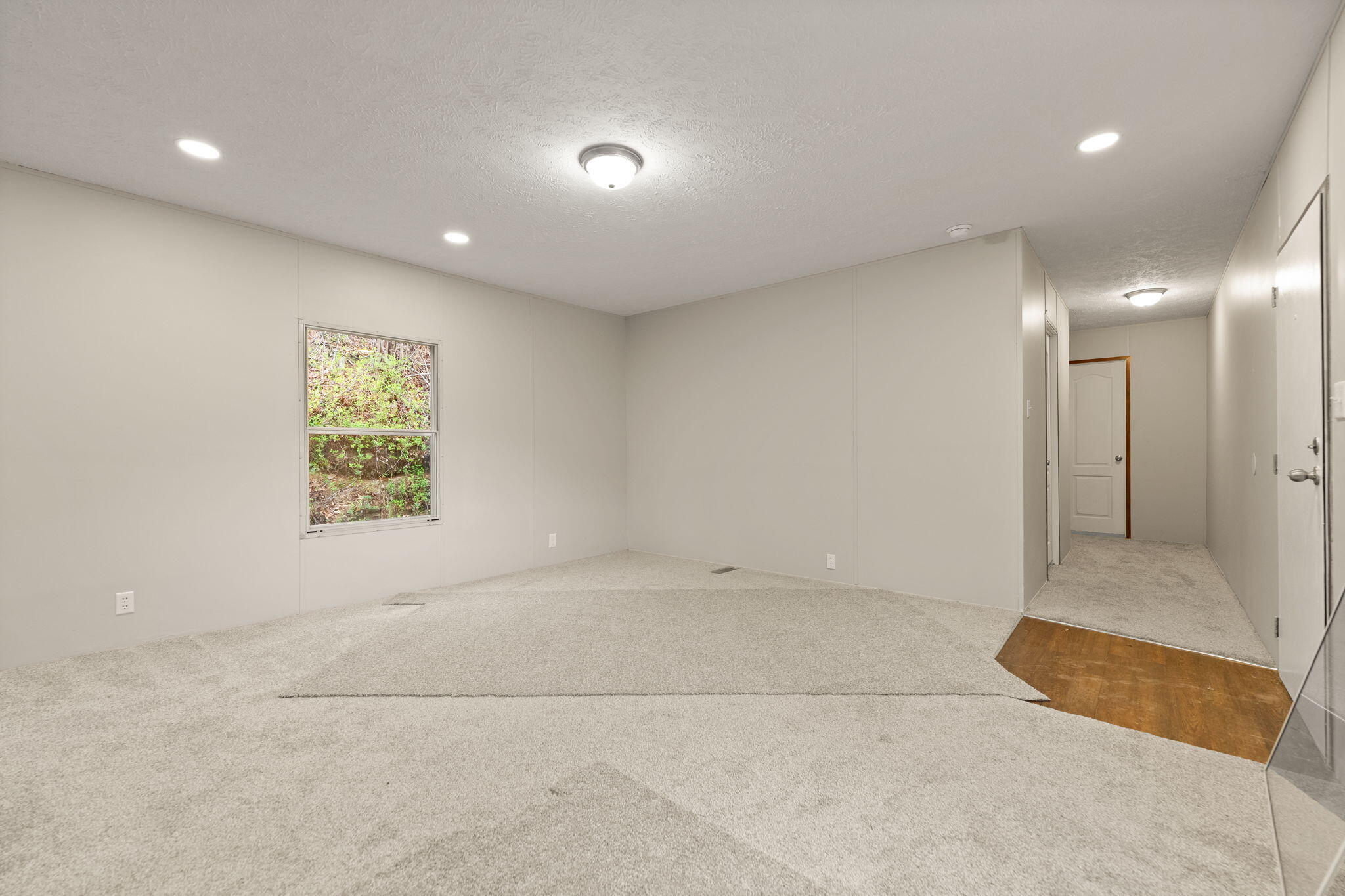 183 Pine Br Road Property Photo 9