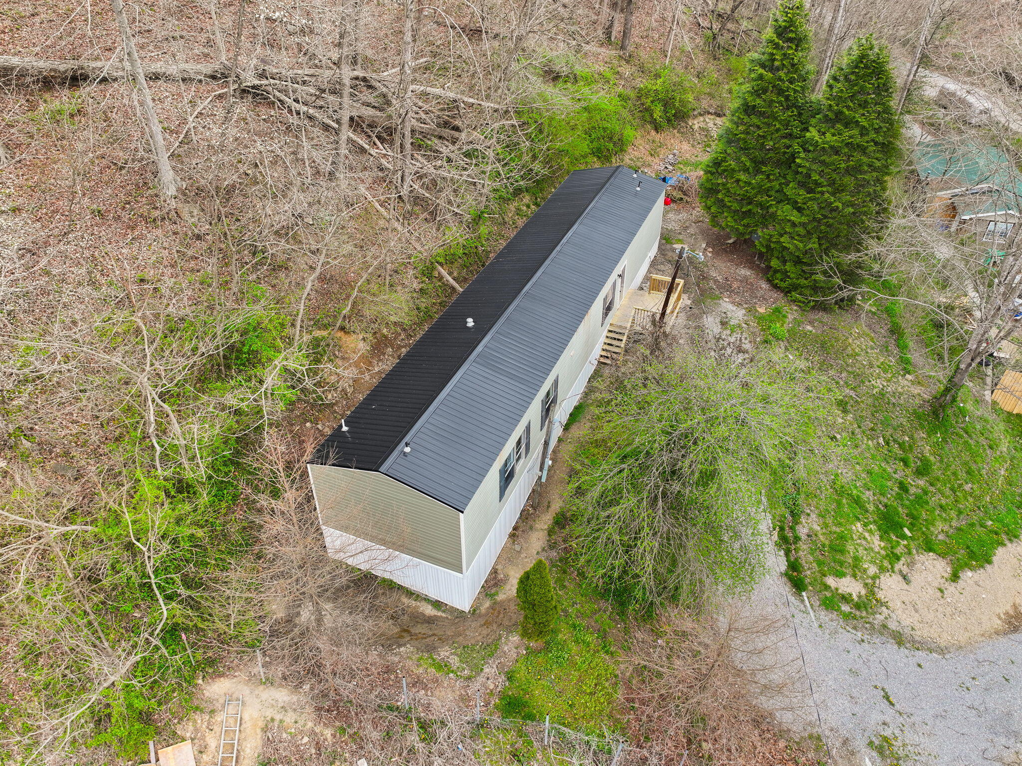 183 Pine Br Road Property Photo 46