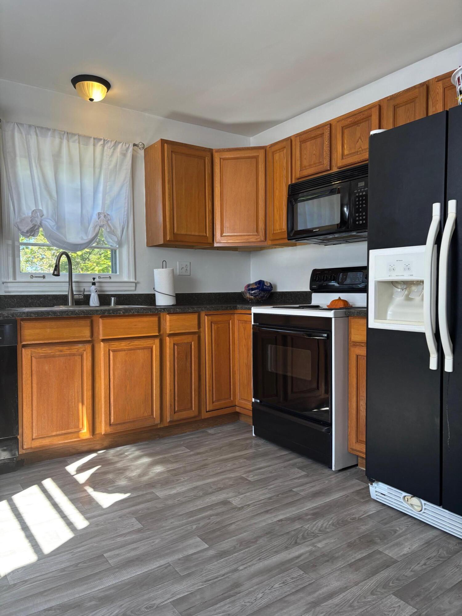 106 Bender Drive Property Photo 4