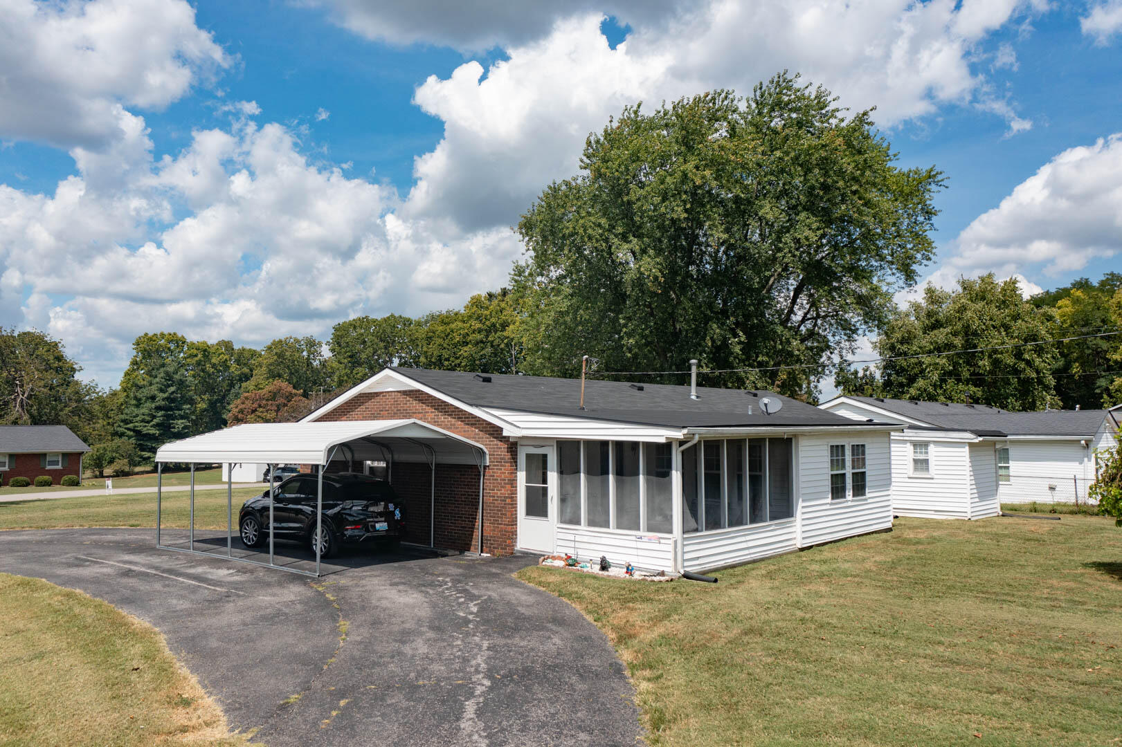 1210 Peacock Road Property Photo 5