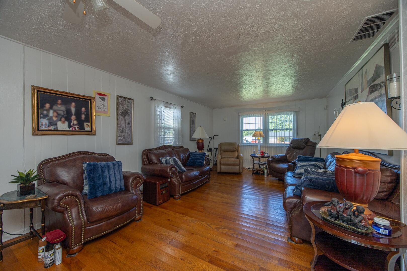 1210 Peacock Road Property Photo 10