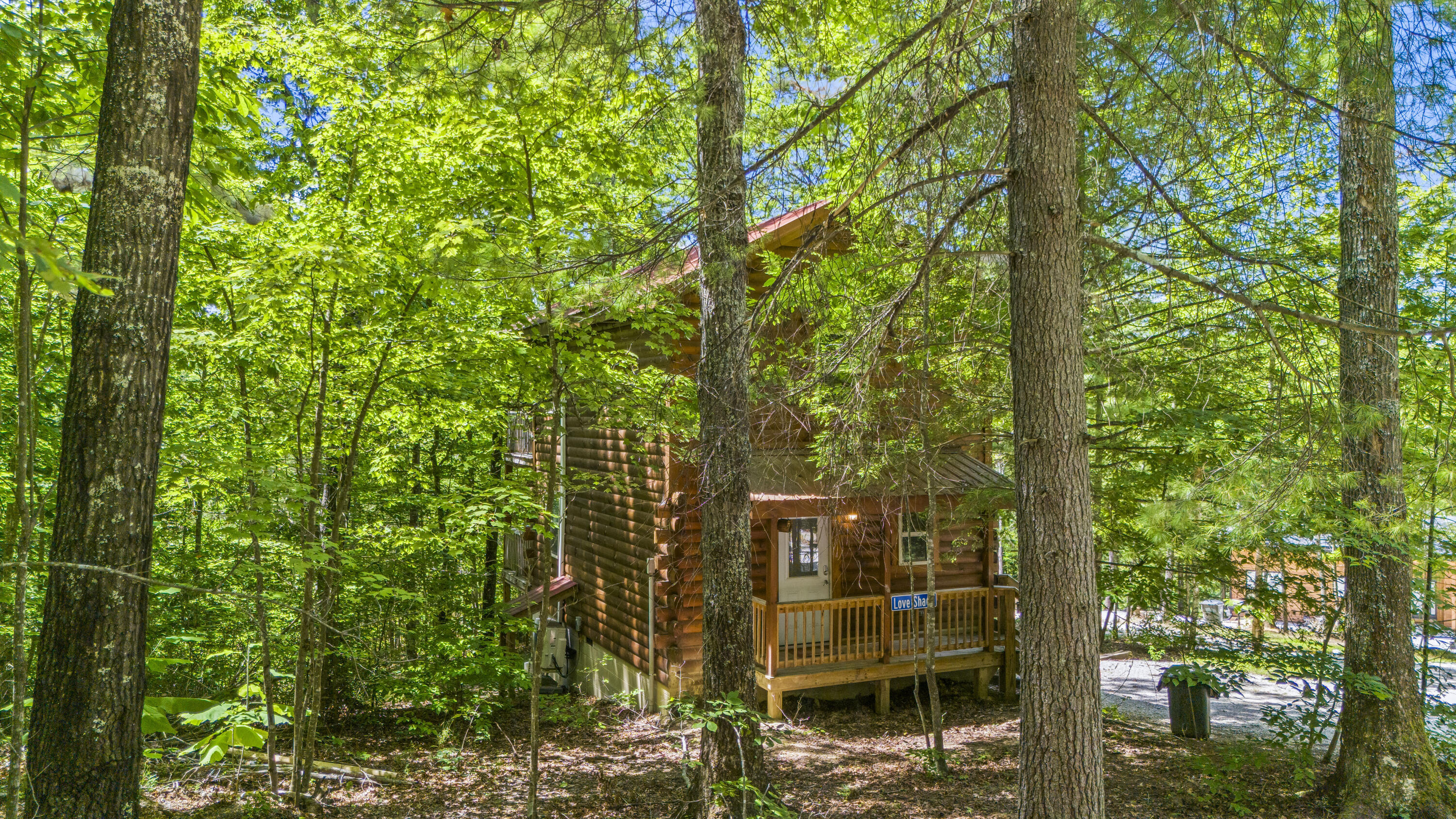 480 Village Drive Property Photo 16