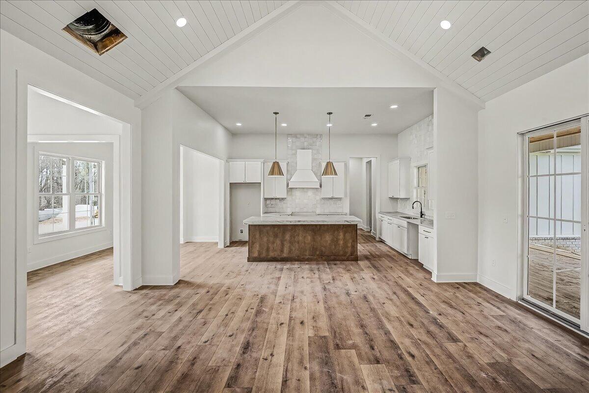 132 Lawson Drive Property Photo 18