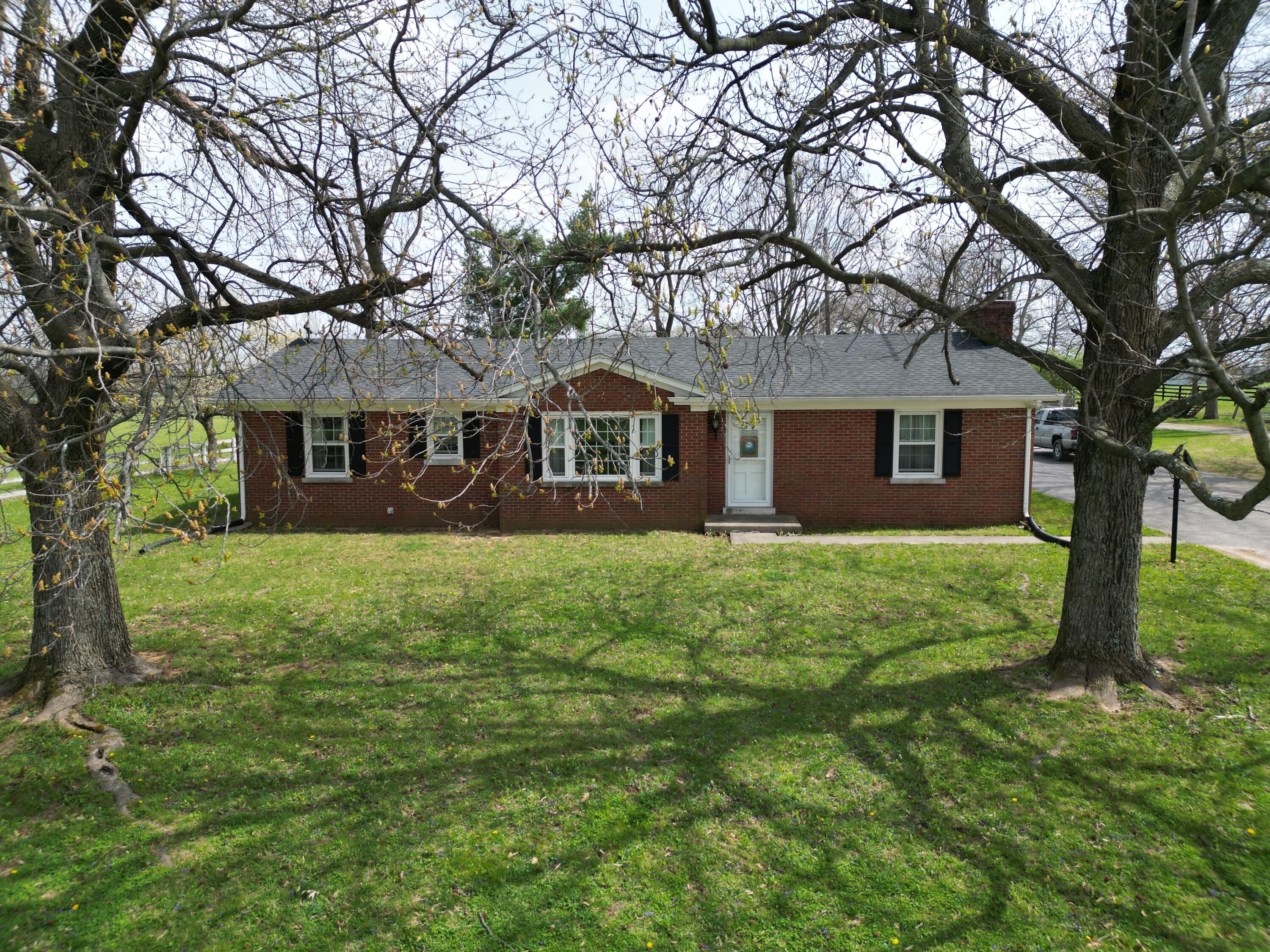 1116 Hedden Road Property Photo 9