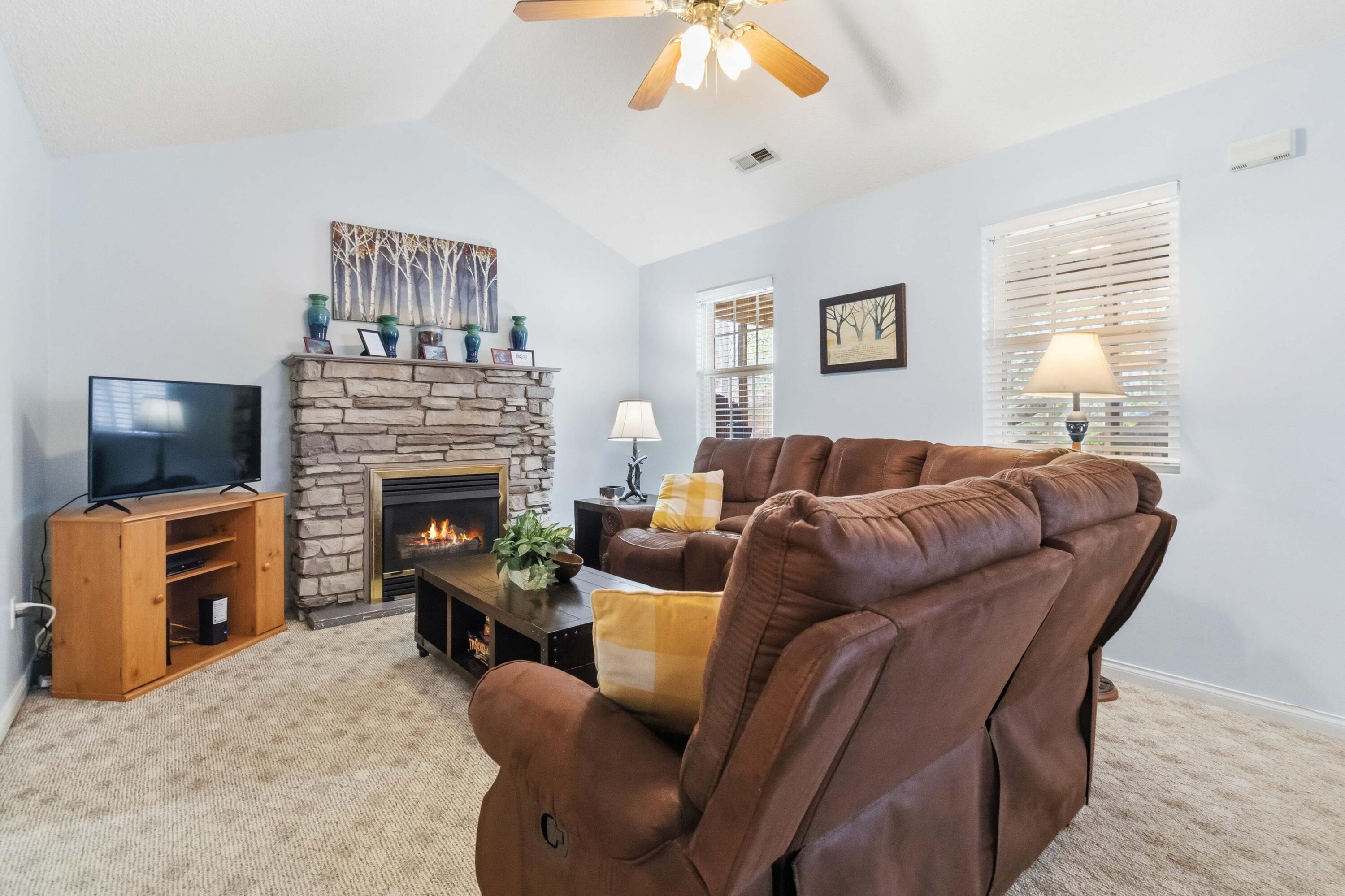 519 Enchanted Forest Way Property Photo 8