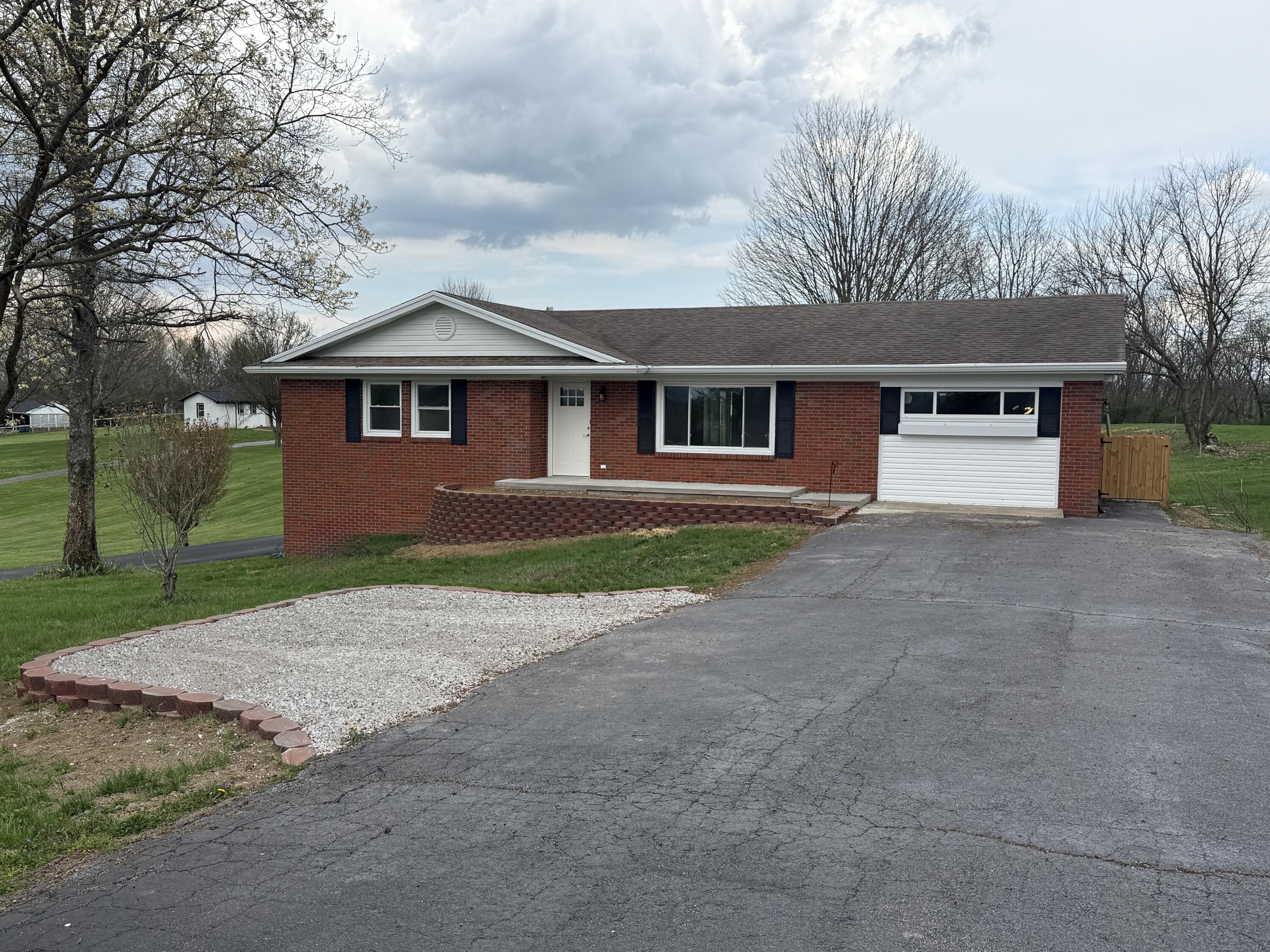 1051 Bethlehem Road Property Photo 4