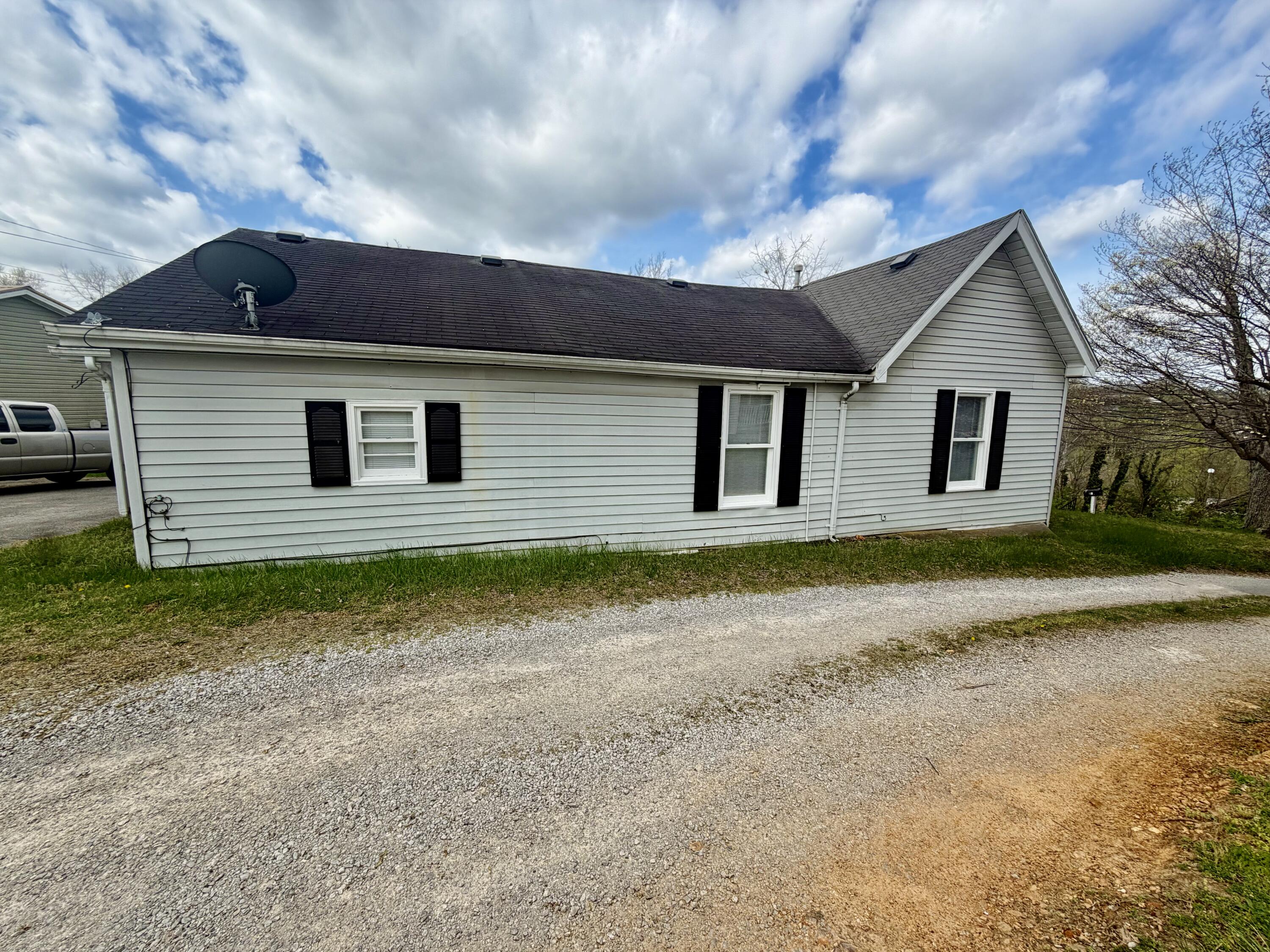 110 Jacksboro Street Property Photo 13