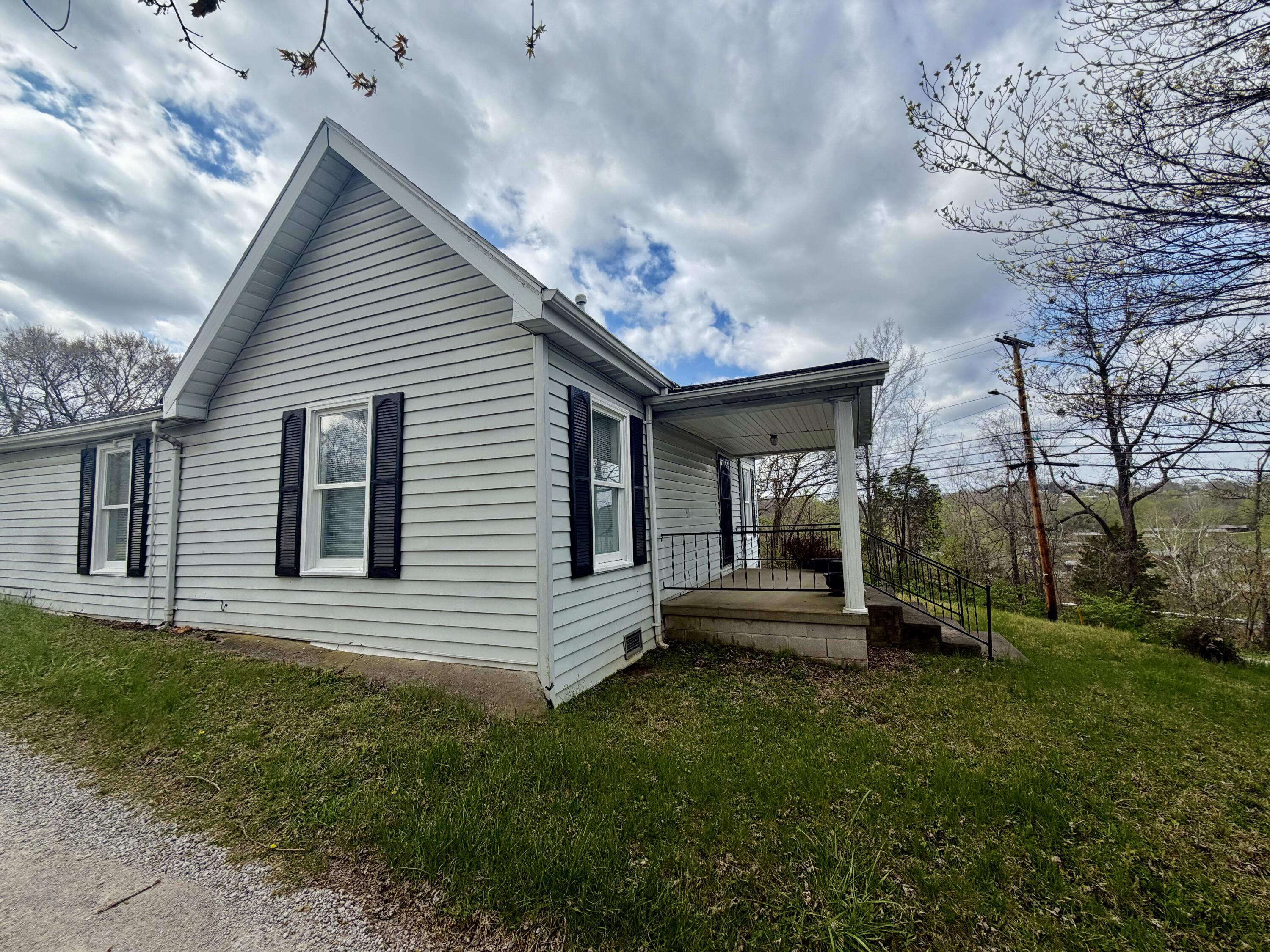 110 Jacksboro Street Property Photo 14