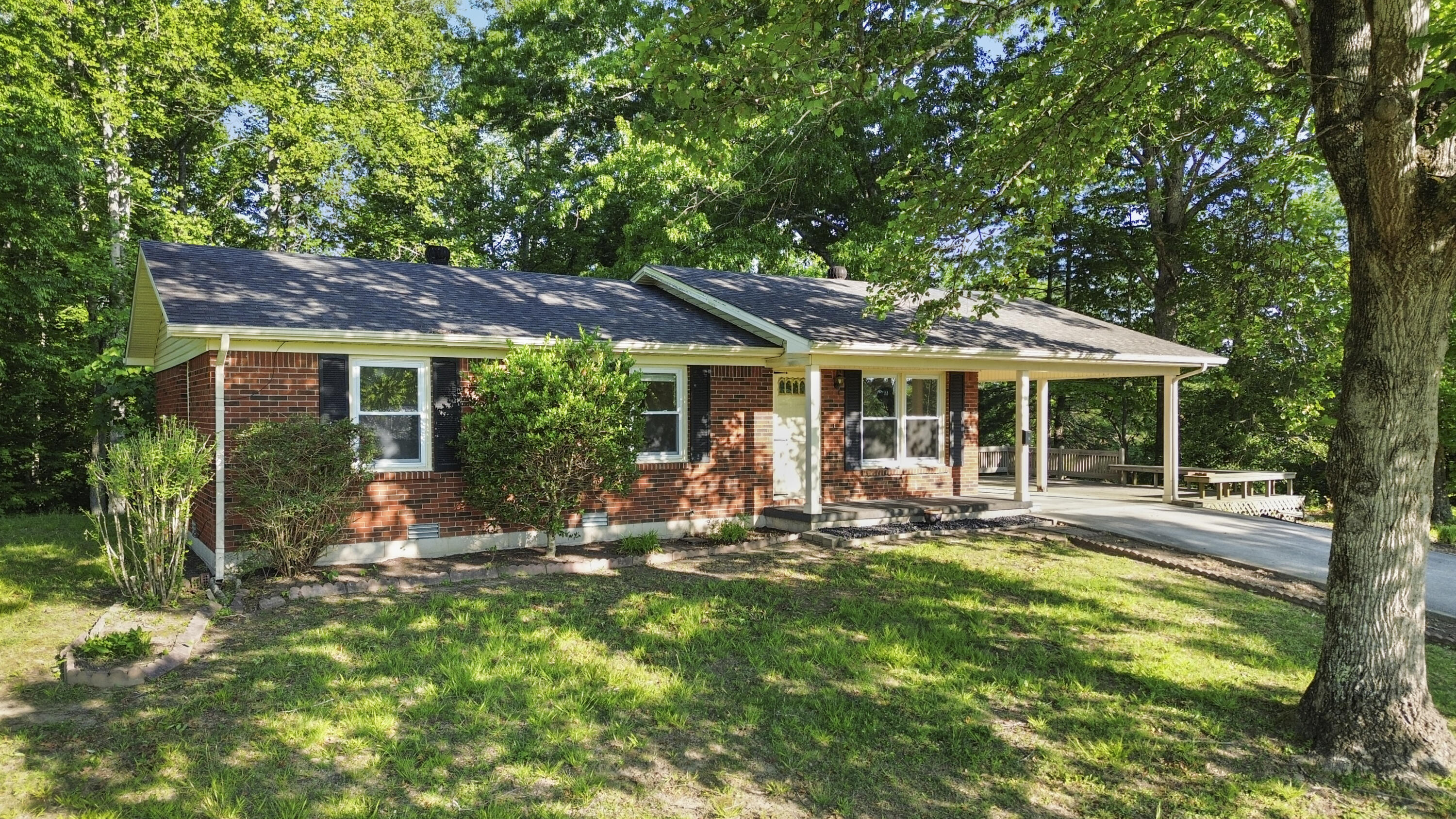 648 Murphy Subdivision Road Property Photo 4