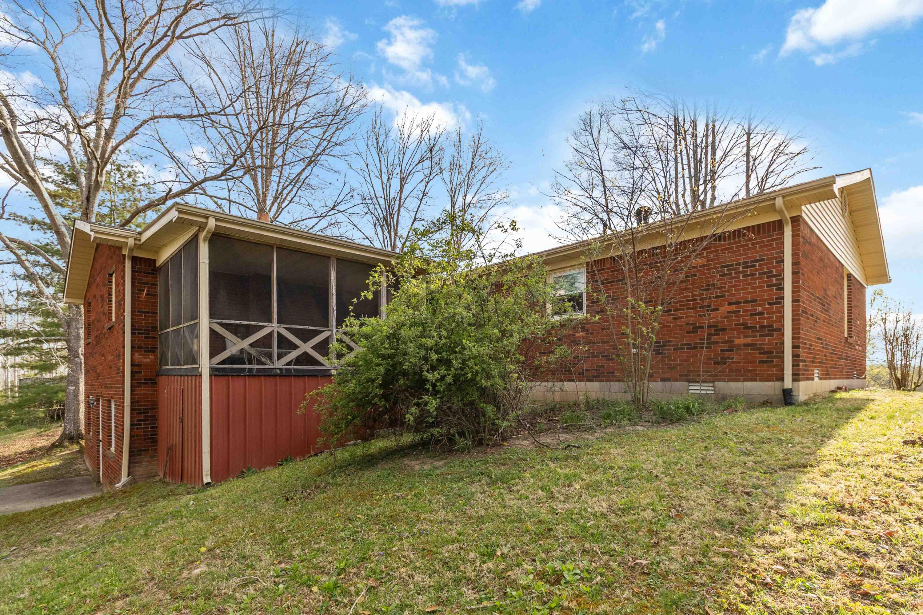 648 Murphy Subdivision Road Property Photo 5