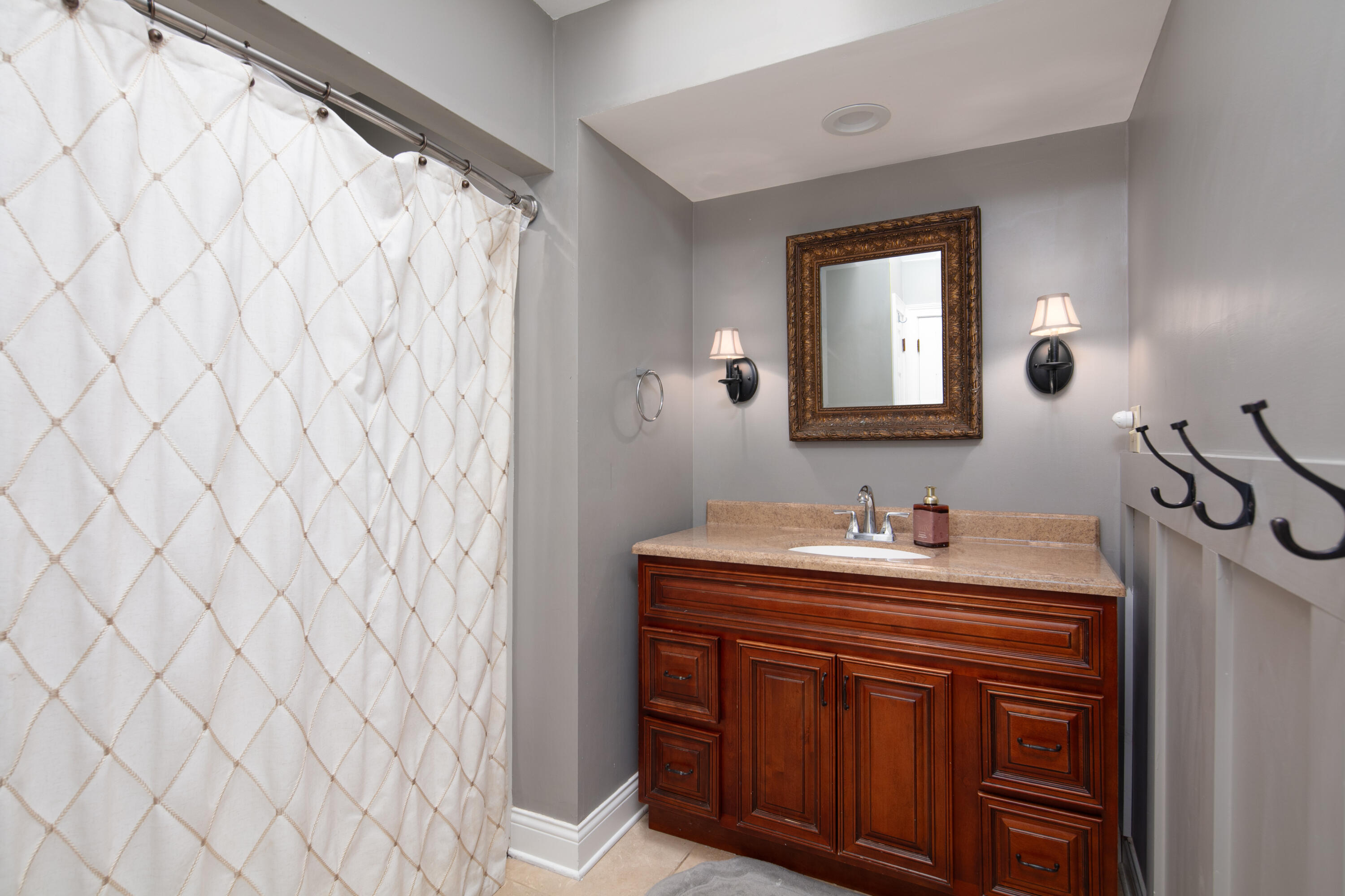 3424 Chestnut Hill Lane Property Photo 15