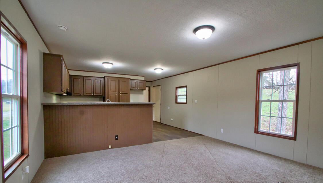 2786 Hwy 2027 Property Photo 2
