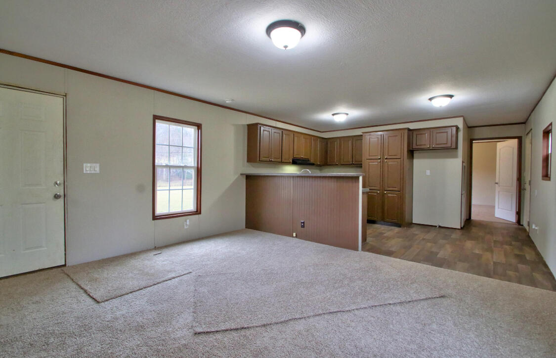 2786 Hwy 2027 Property Photo 3