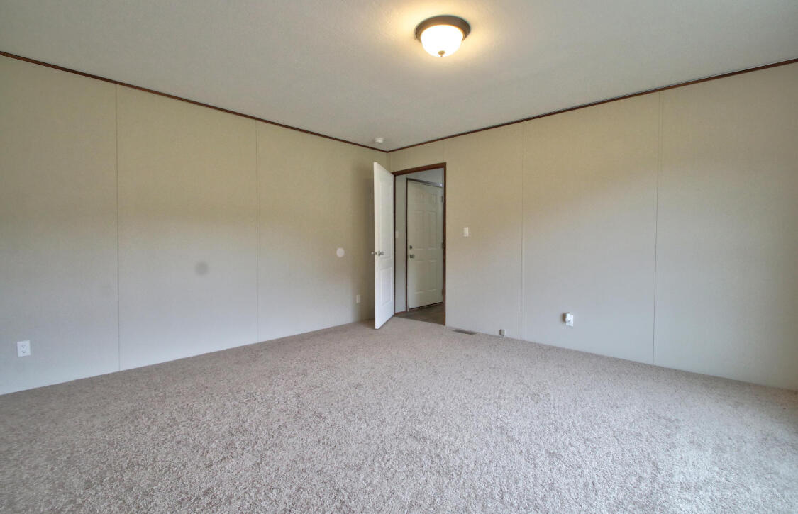 2786 Hwy 2027 Property Photo 10