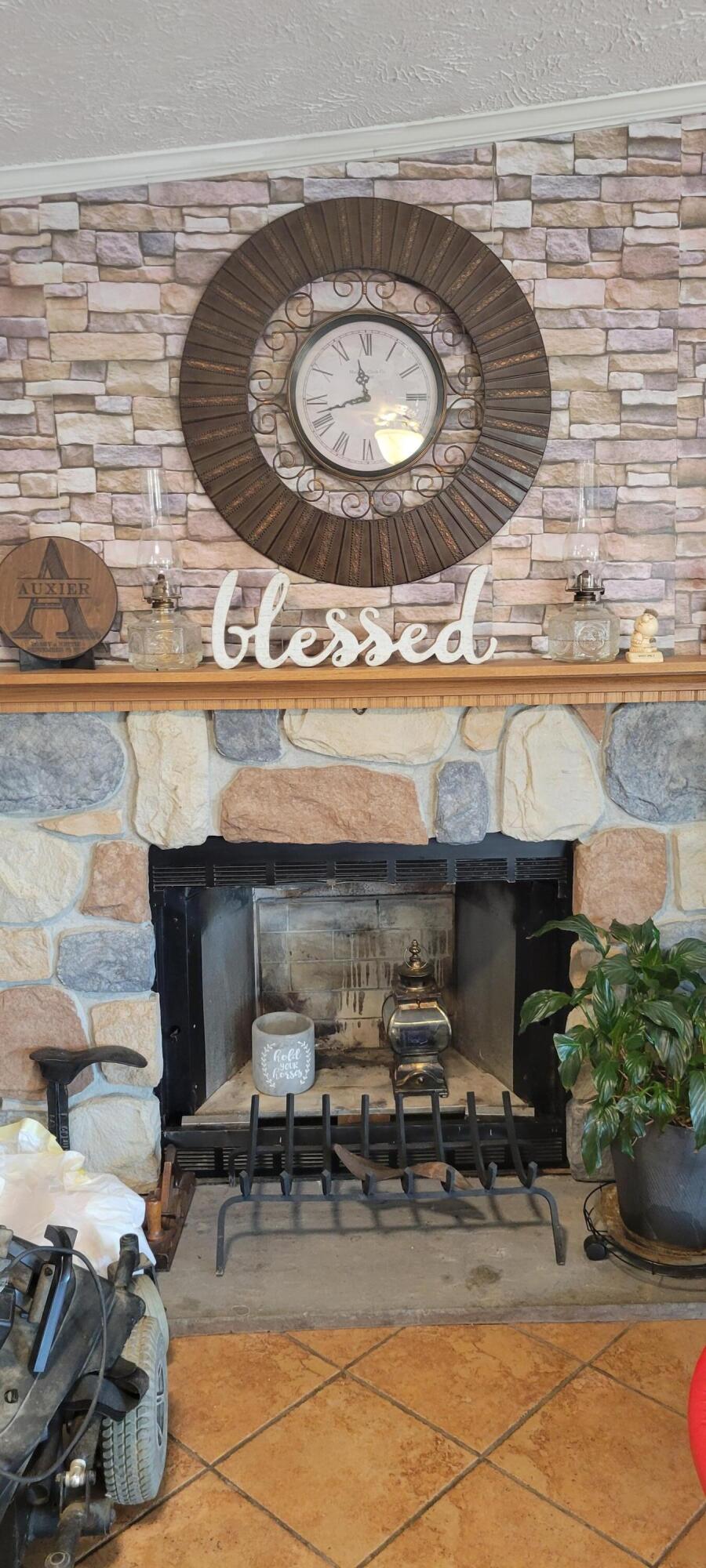 5765 Donaldson Road Property Photo 5