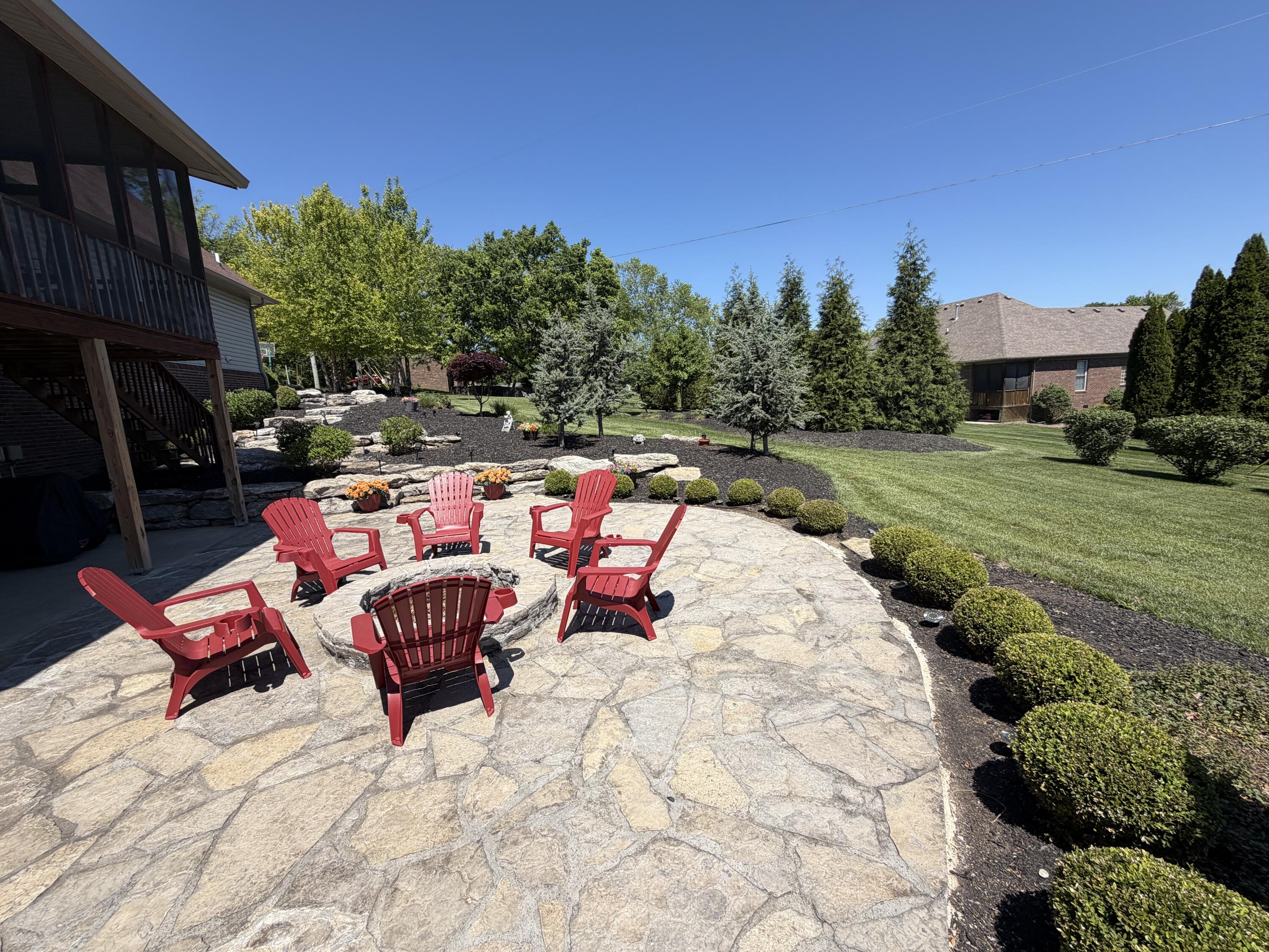 186 Chardonnay Court Property Photo 16