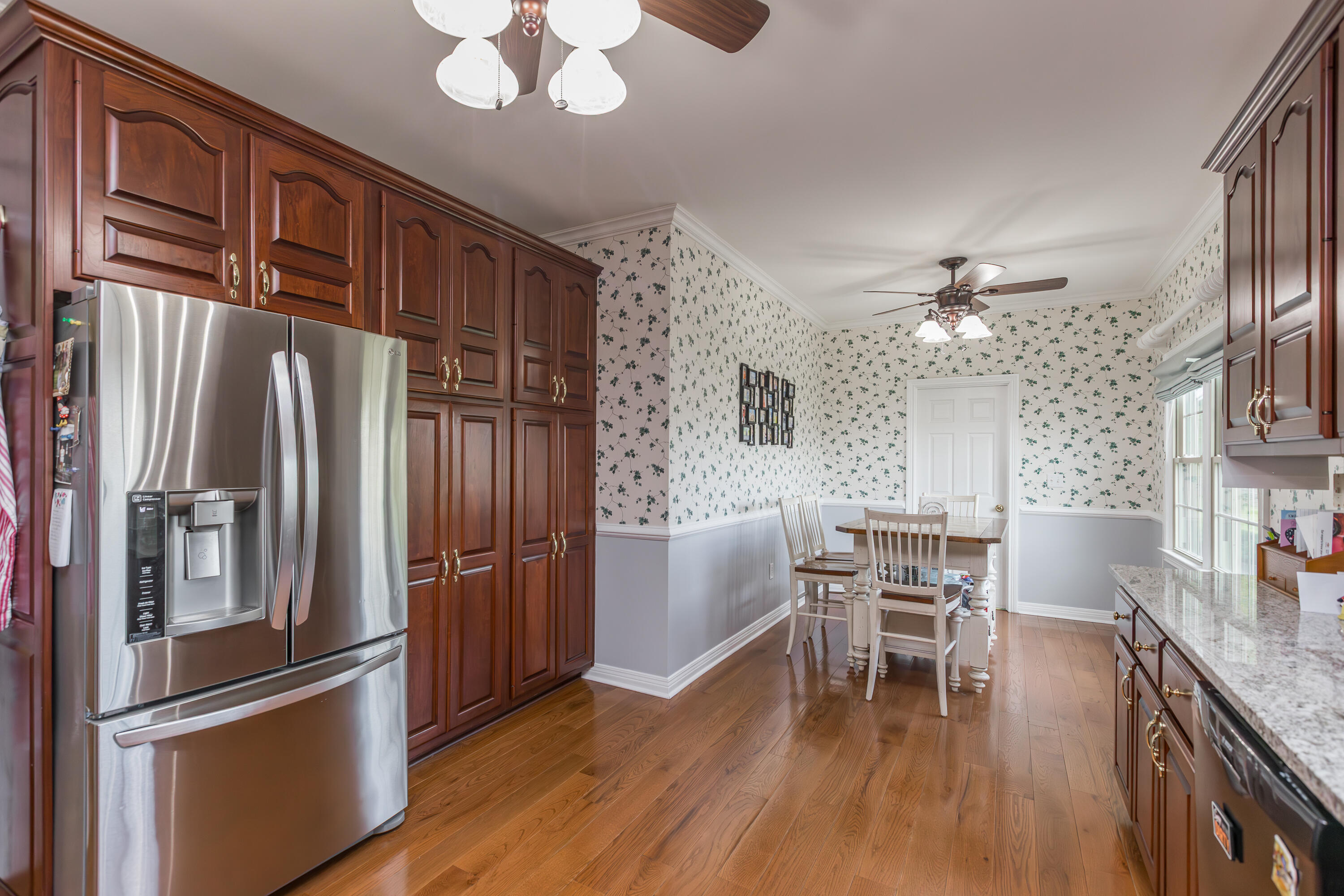 186 Chardonnay Court Property Photo 35