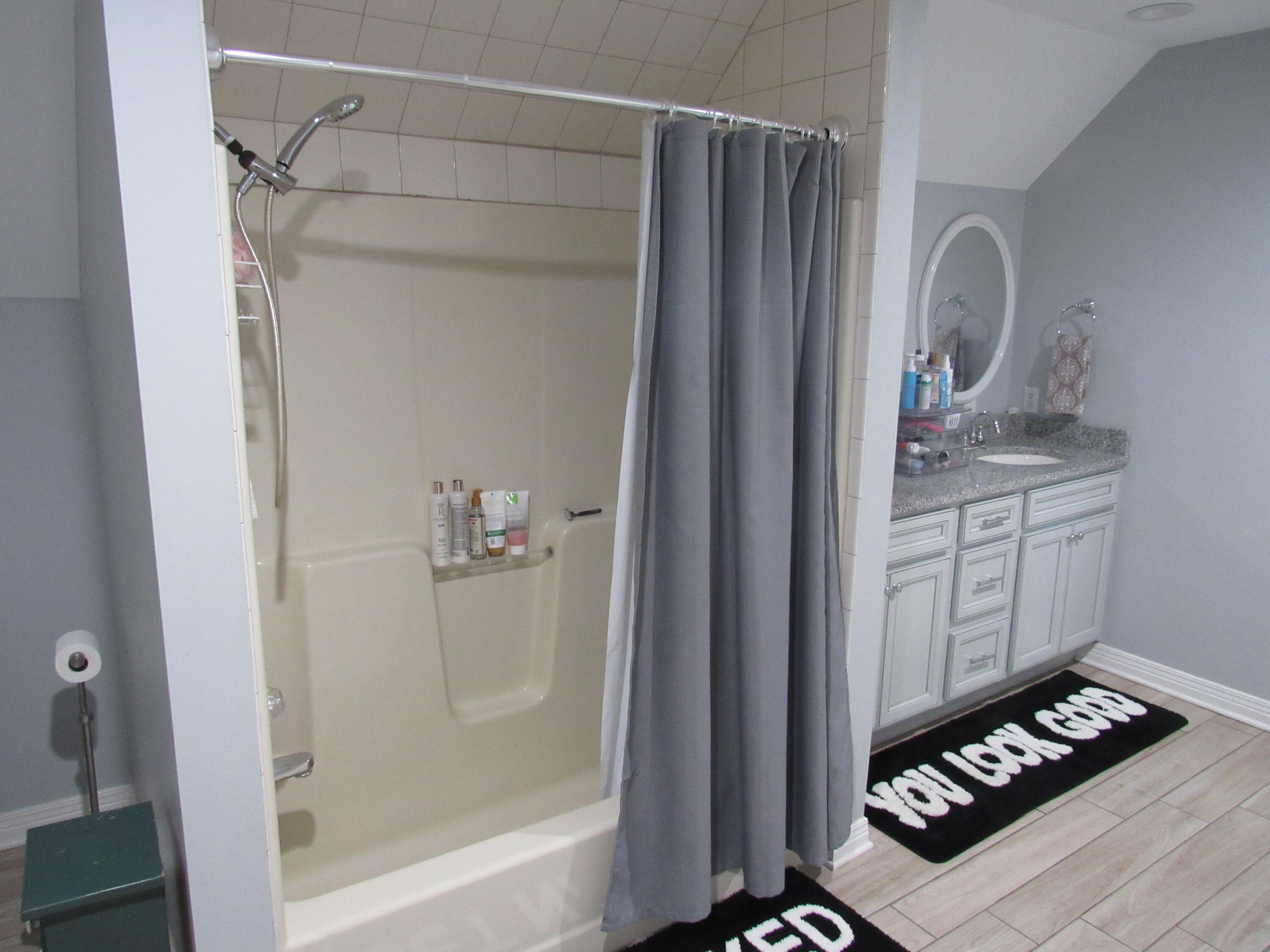 186 Chardonnay Court Property Photo 61