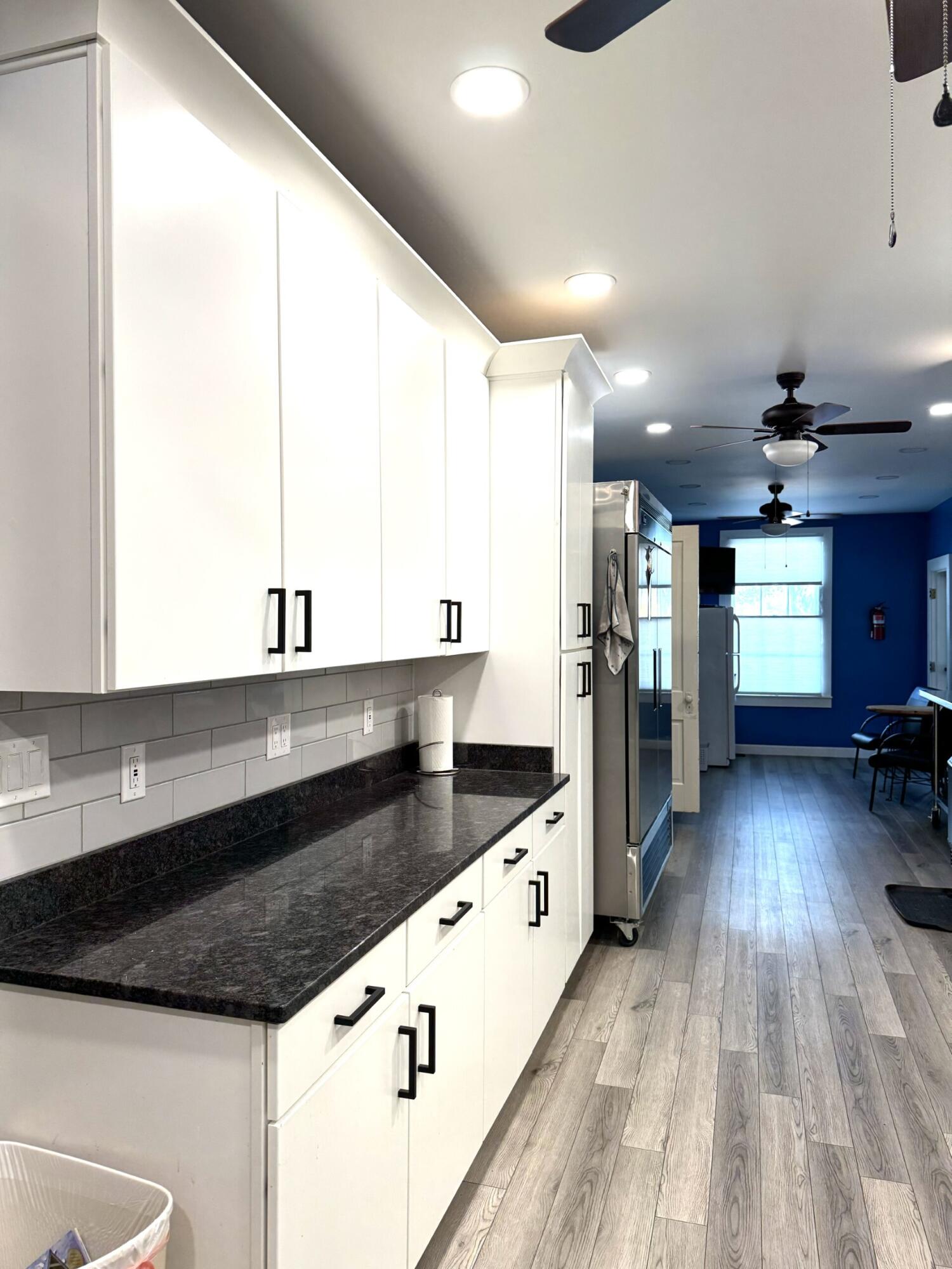 519 Ann Street Property Photo 17
