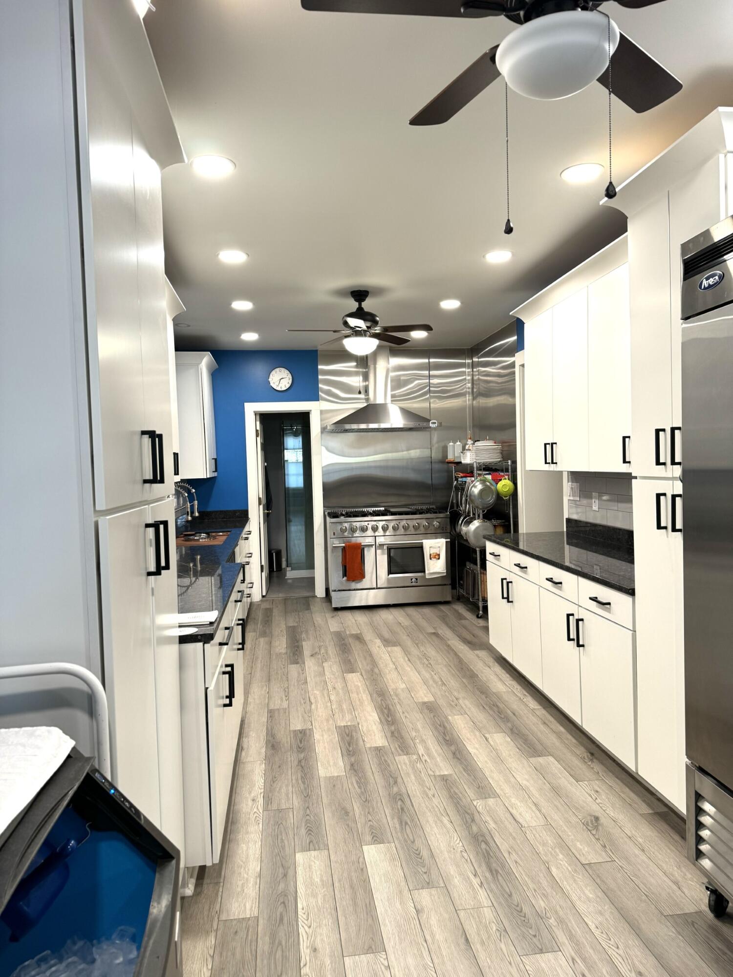519 Ann Street Property Photo 18