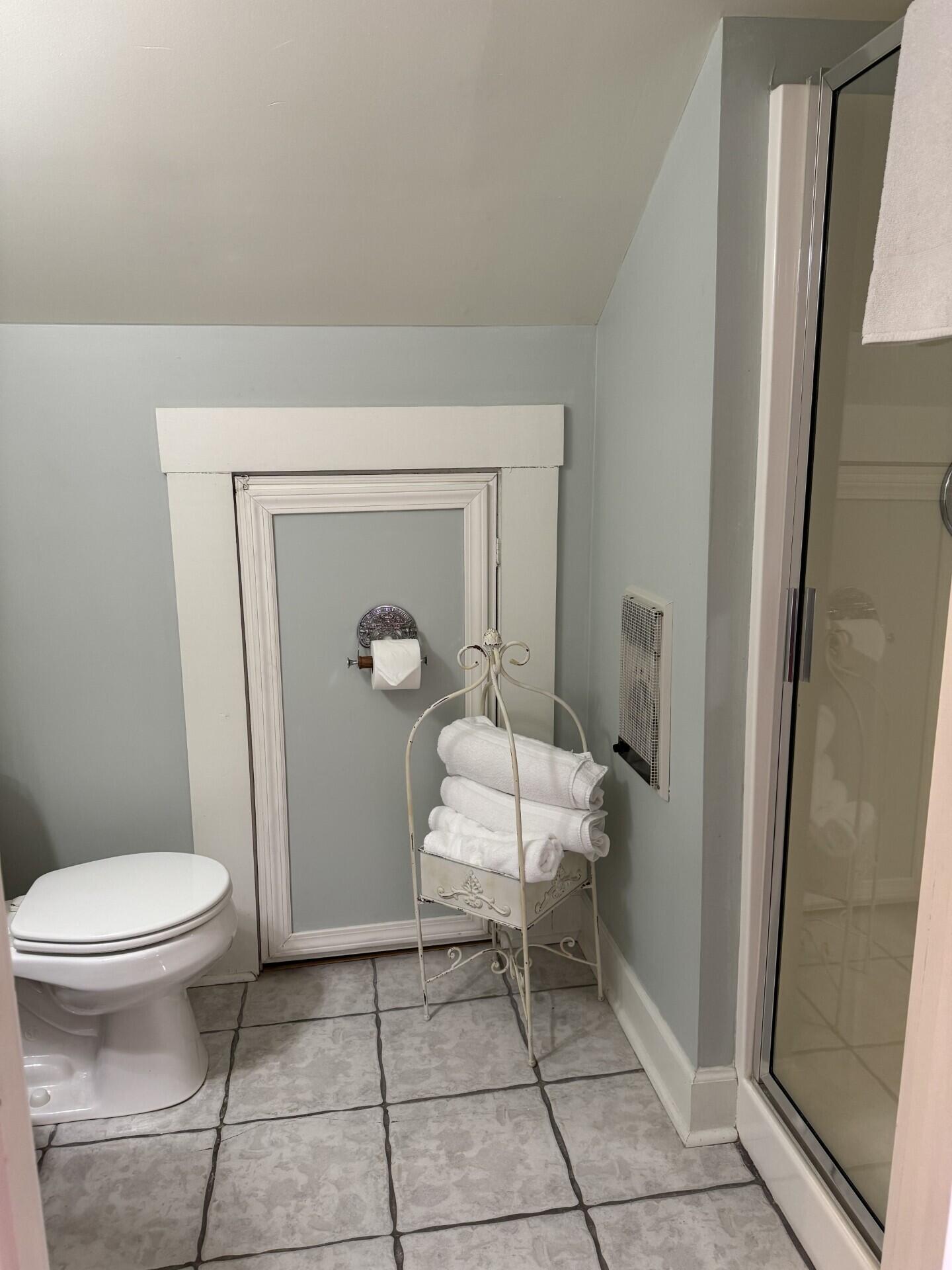 519 Ann Street Property Photo 60