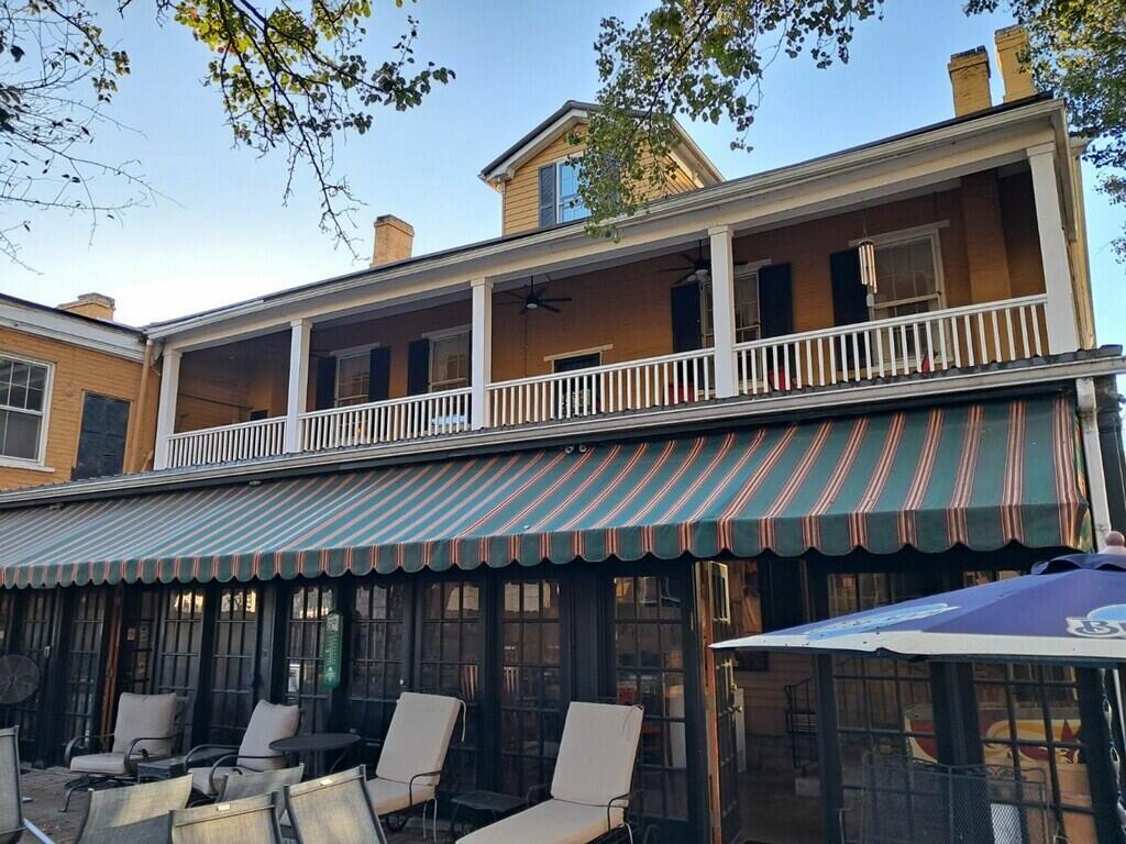 519 Ann Street Property Photo 64