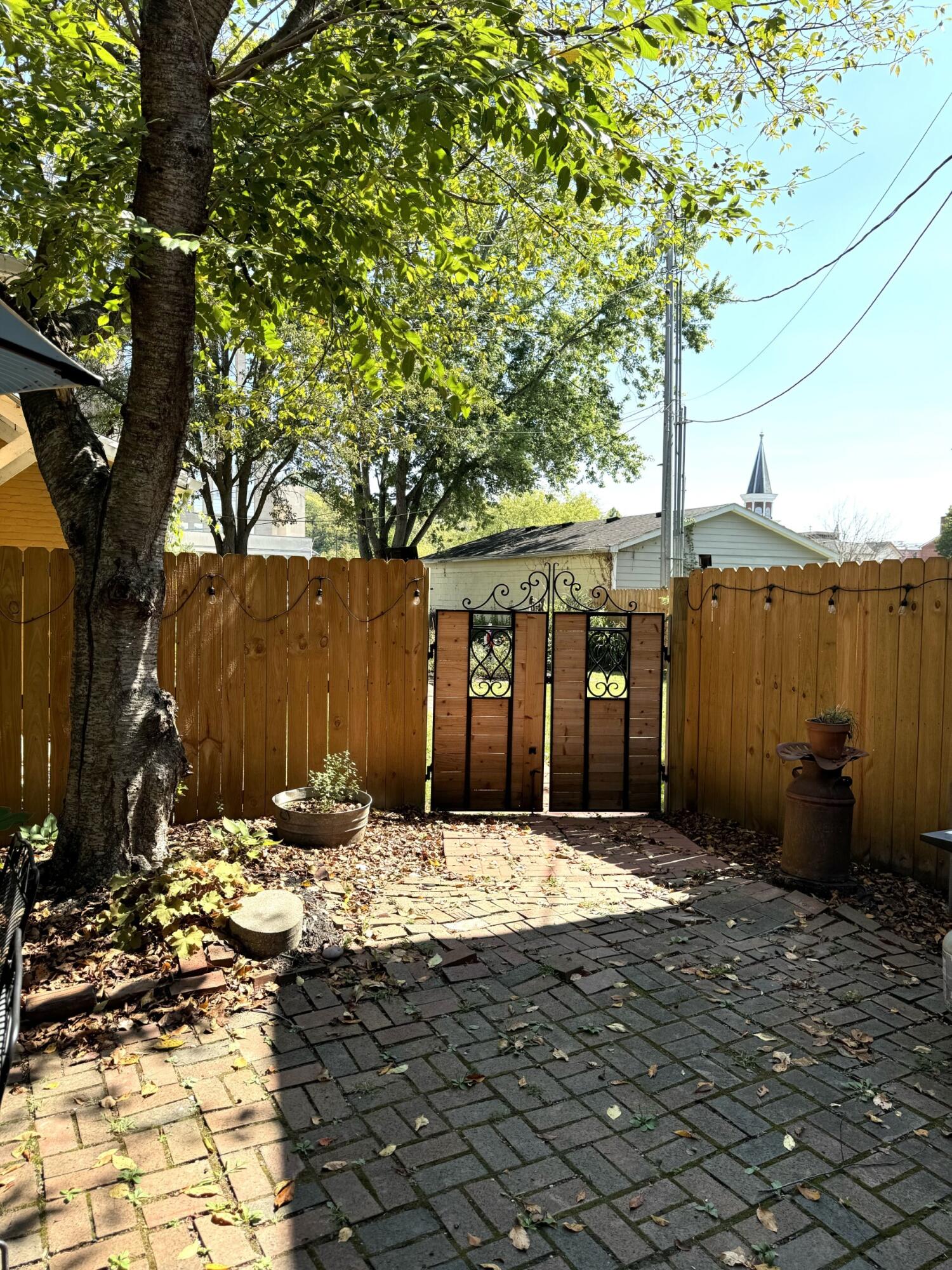 519 Ann Street Property Photo 71