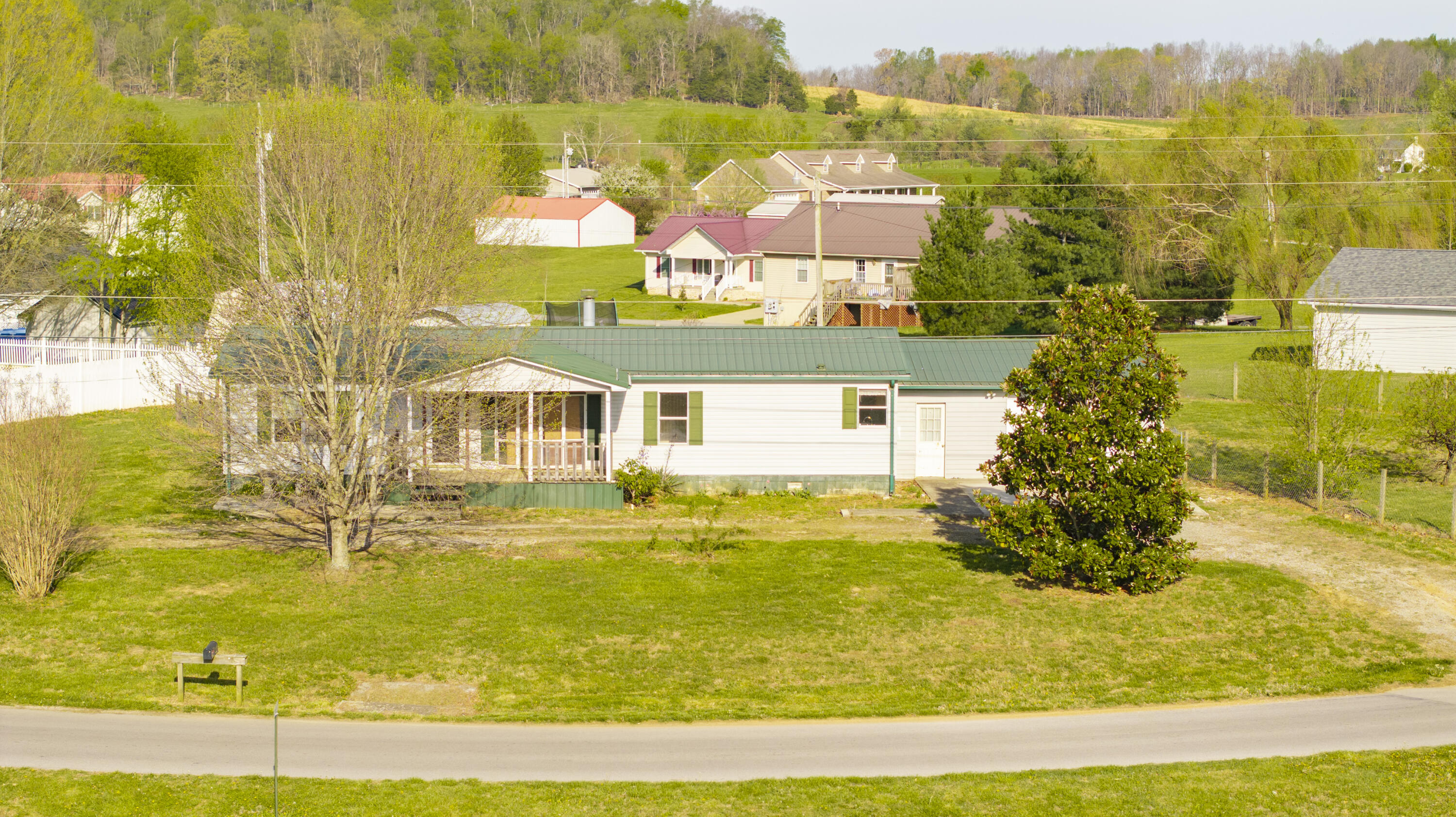 1015 Old Fall Creek Road Property Photo 5
