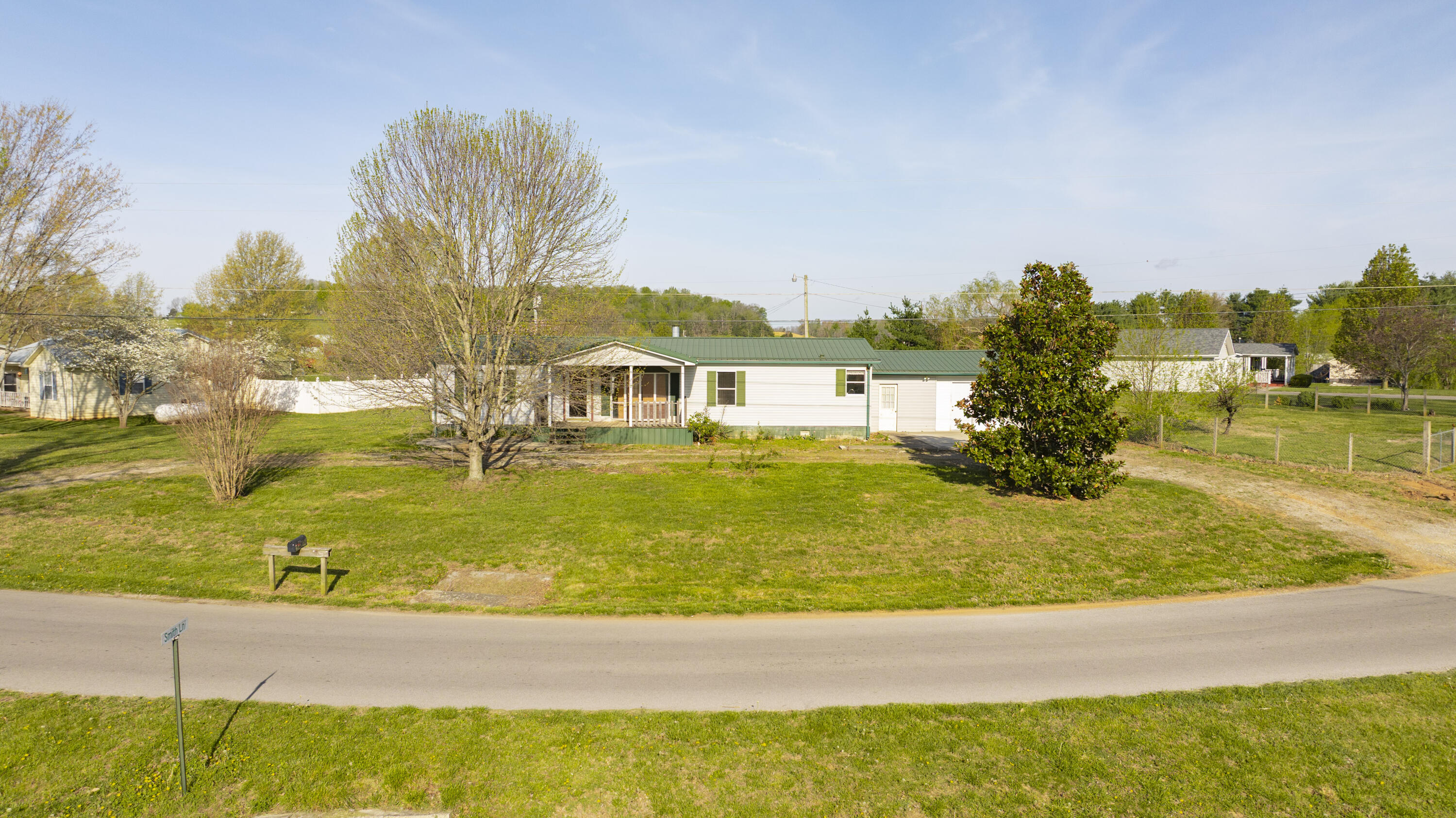 1015 Old Fall Creek Road Property Photo 6