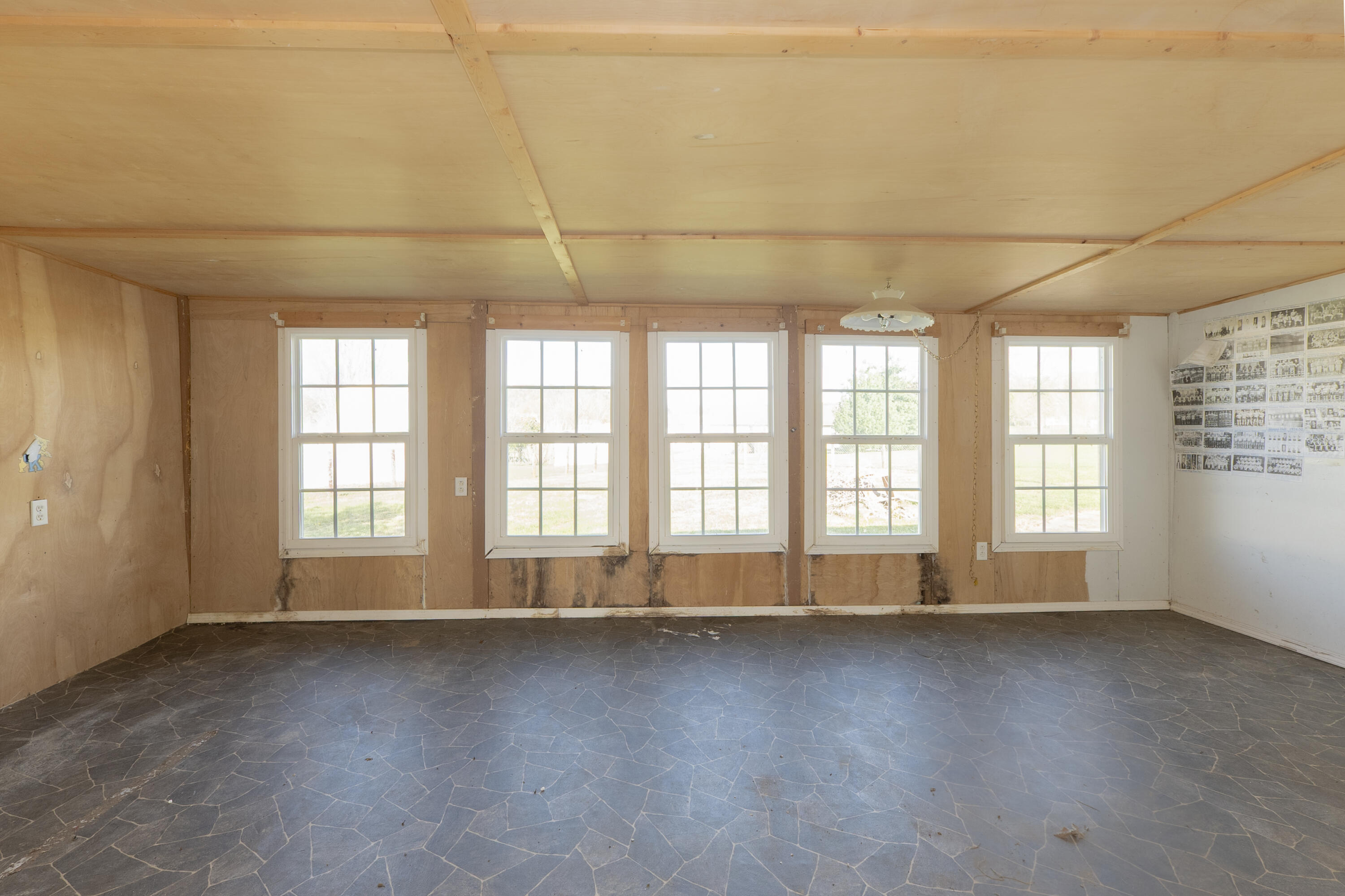 1015 Old Fall Creek Road Property Photo 20