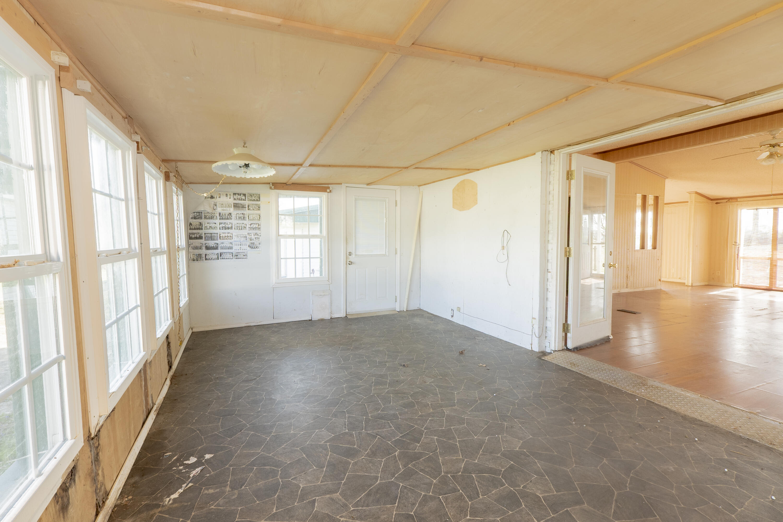 1015 Old Fall Creek Road Property Photo 21