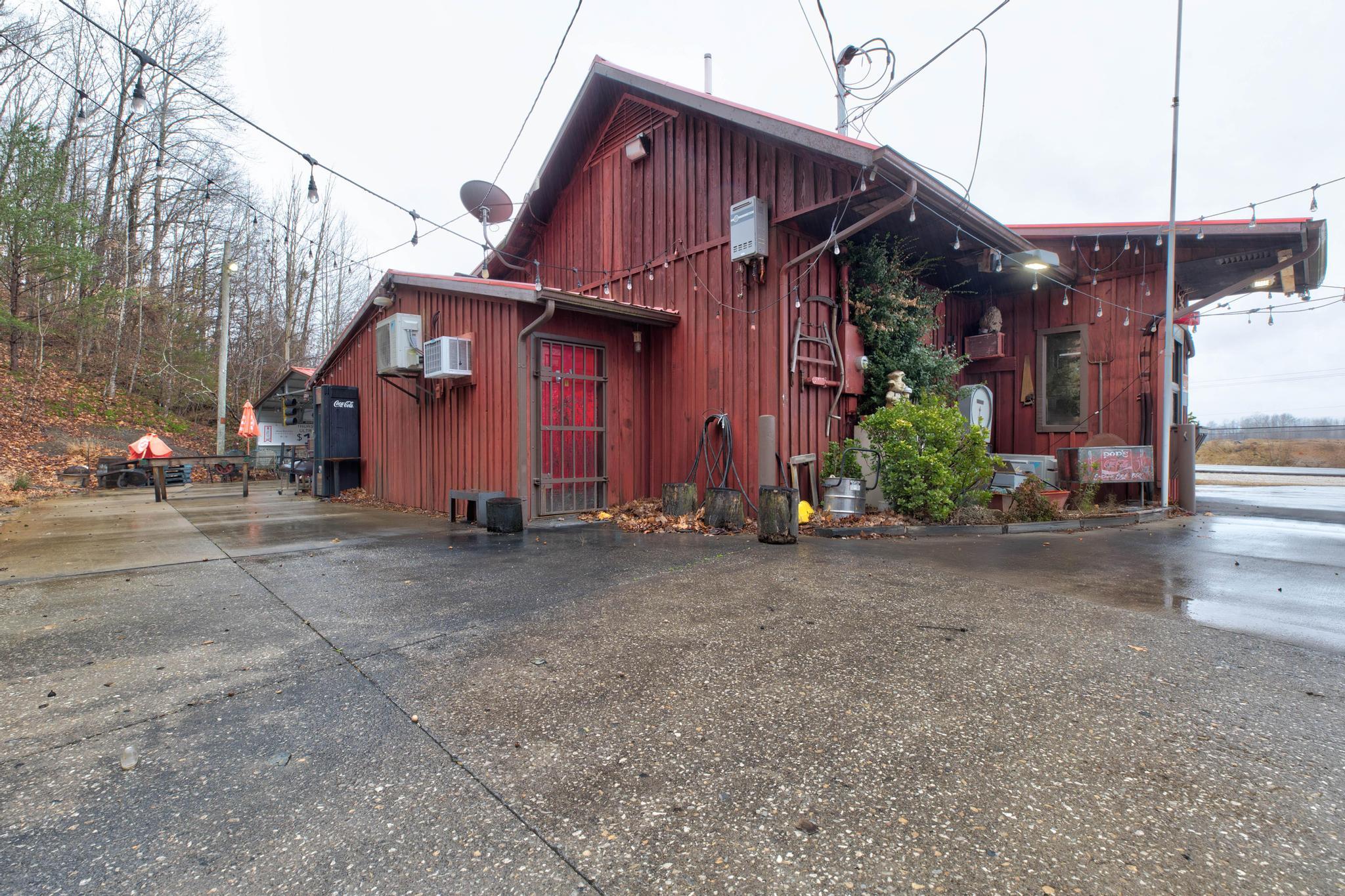 110 S Ky-801 Property Photo 30