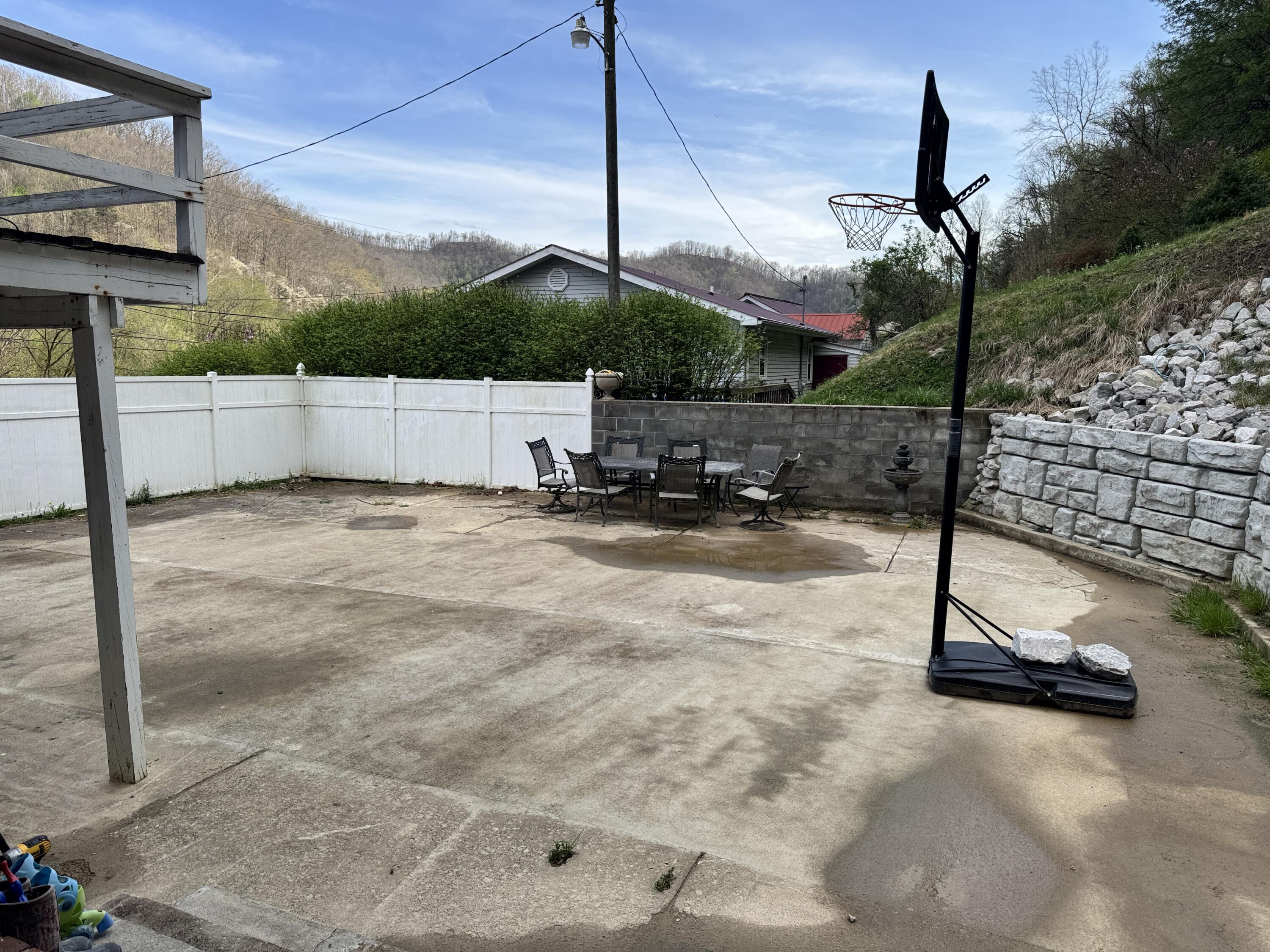 514 Cracker Bottom Rd Road Property Photo 6