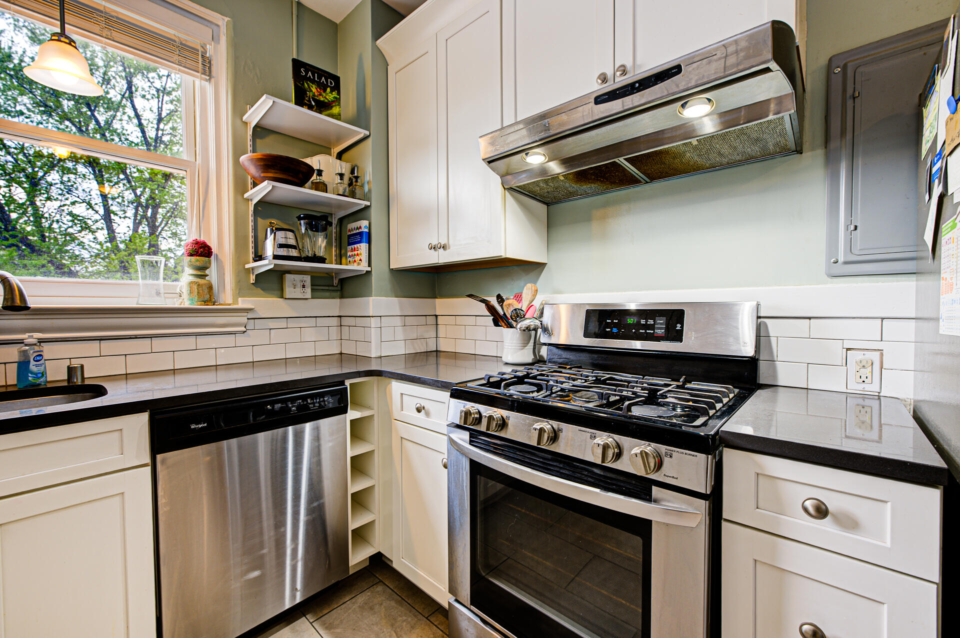 2140 Bonnycastle Avenue 3e Property Photo 16