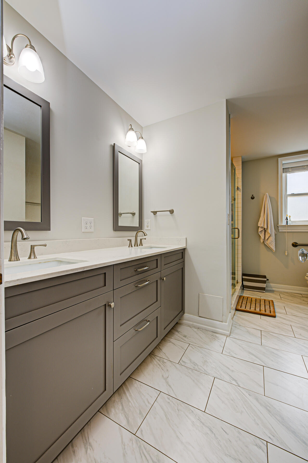 2140 Bonnycastle Avenue 3e Property Photo 23