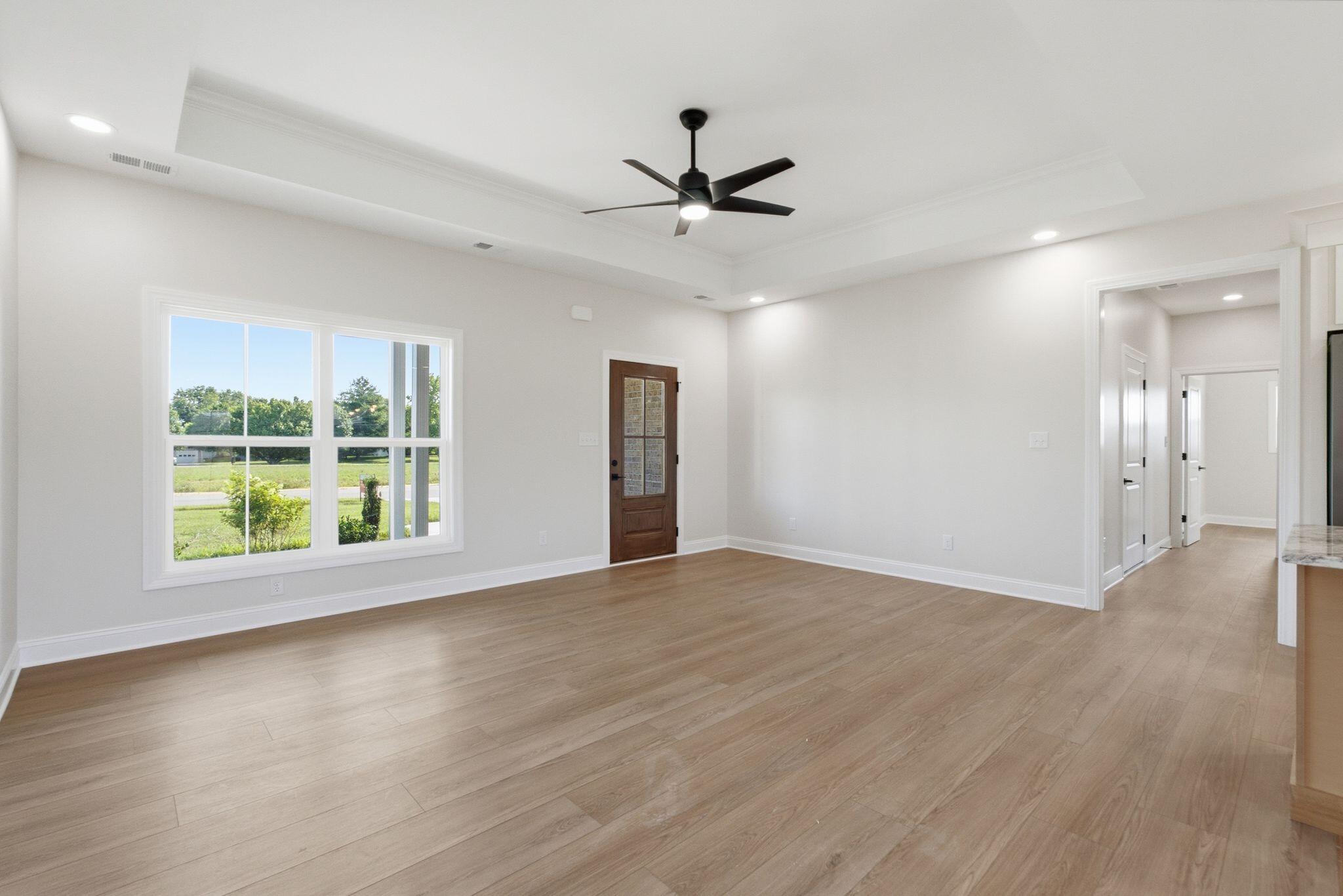 611 Comanche Drive Property Photo 9