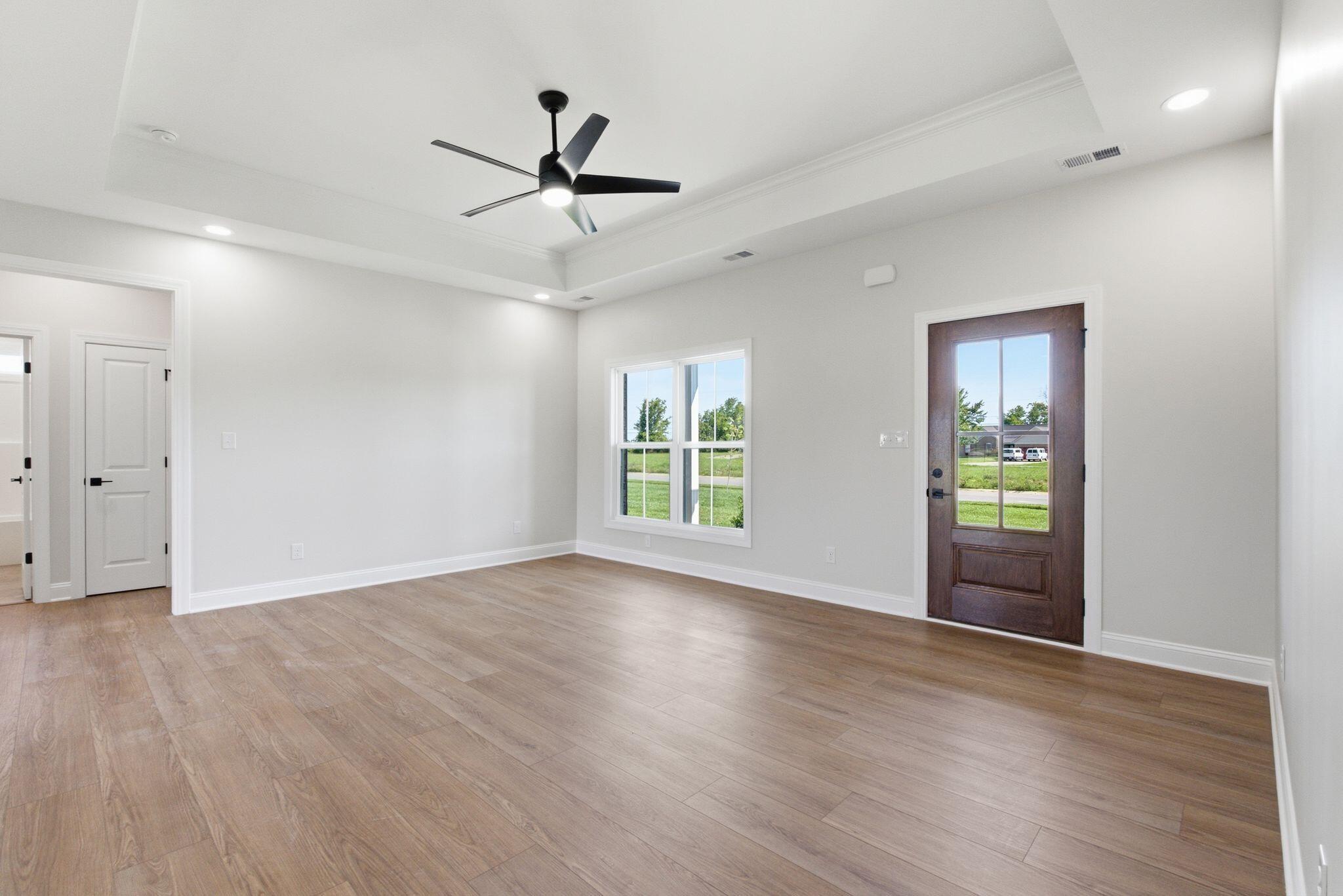611 Comanche Drive Property Photo 10