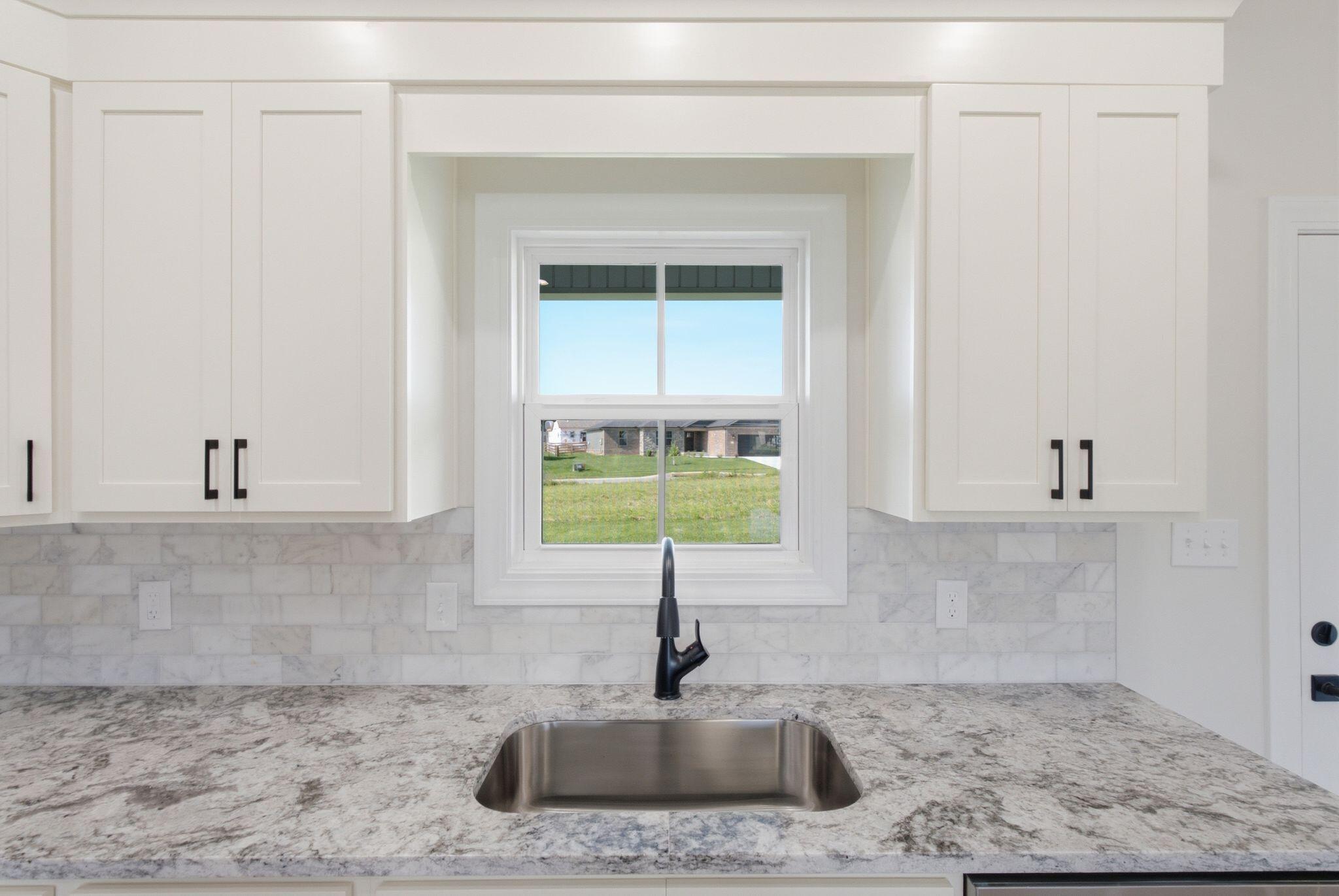 611 Comanche Drive Property Photo 15