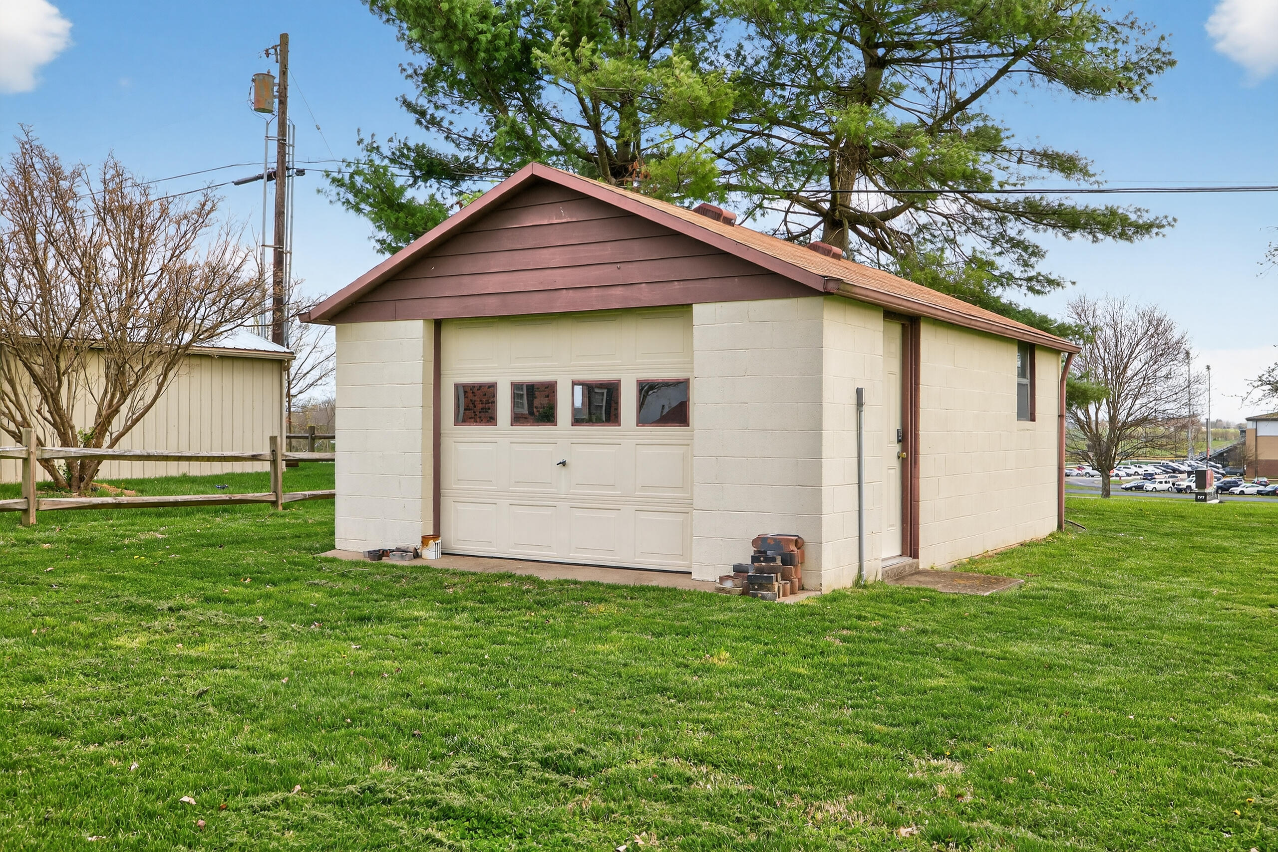 70 Ashlock Drive Property Photo 43