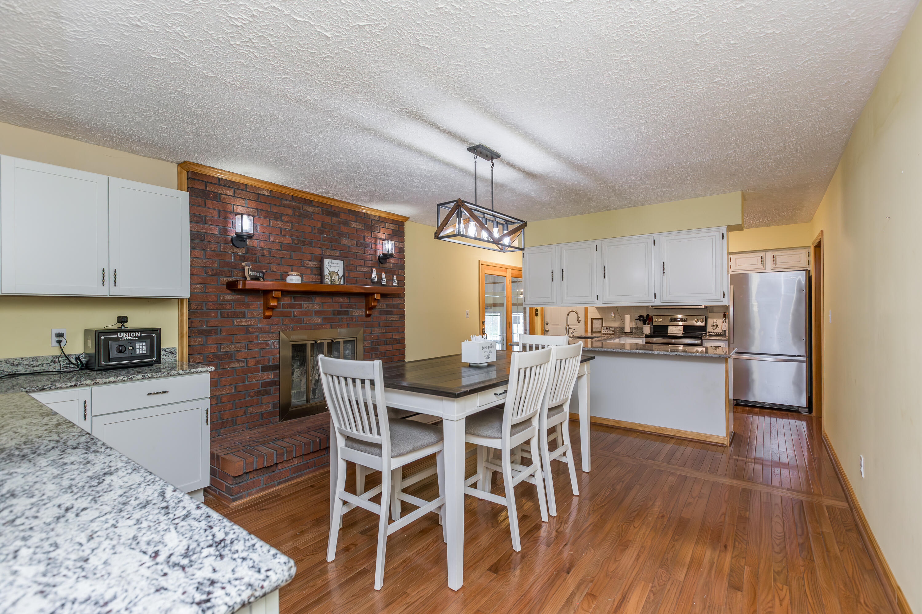 110 White Conkwright Road Property Photo 6