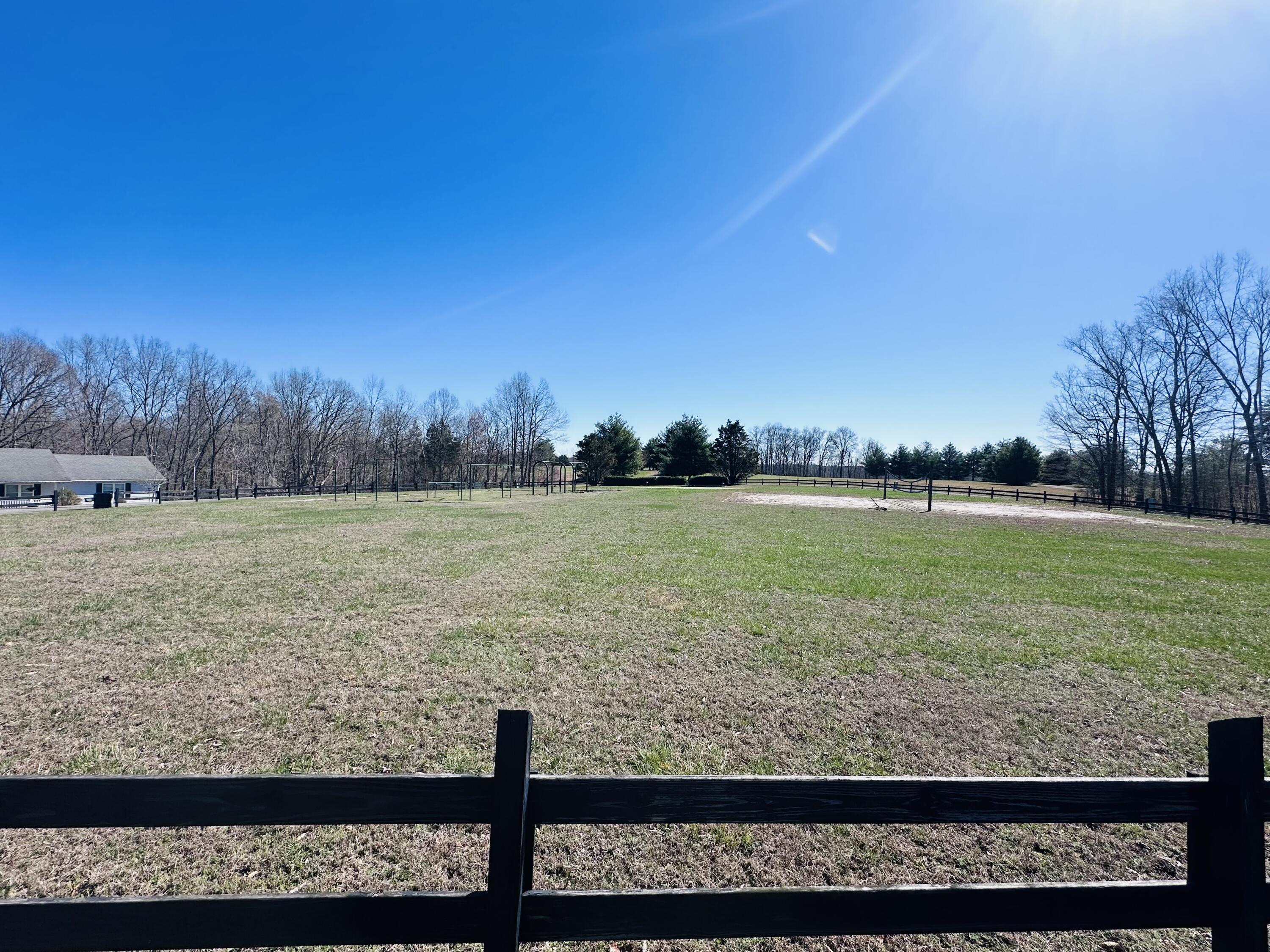 105 & 107 Cascade Circle Property Photo 6