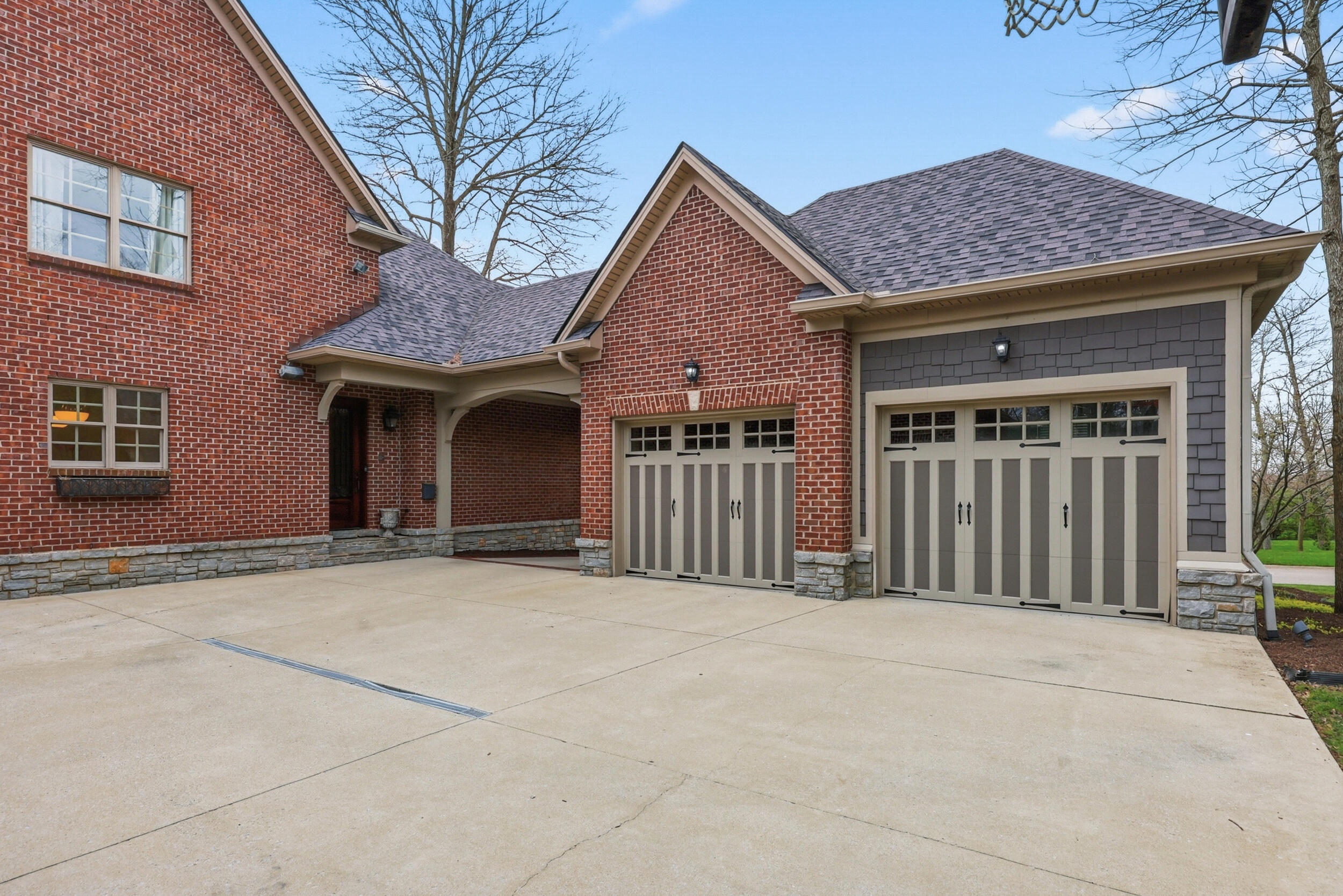 4848 Chelmsbury Lane Property Photo 102