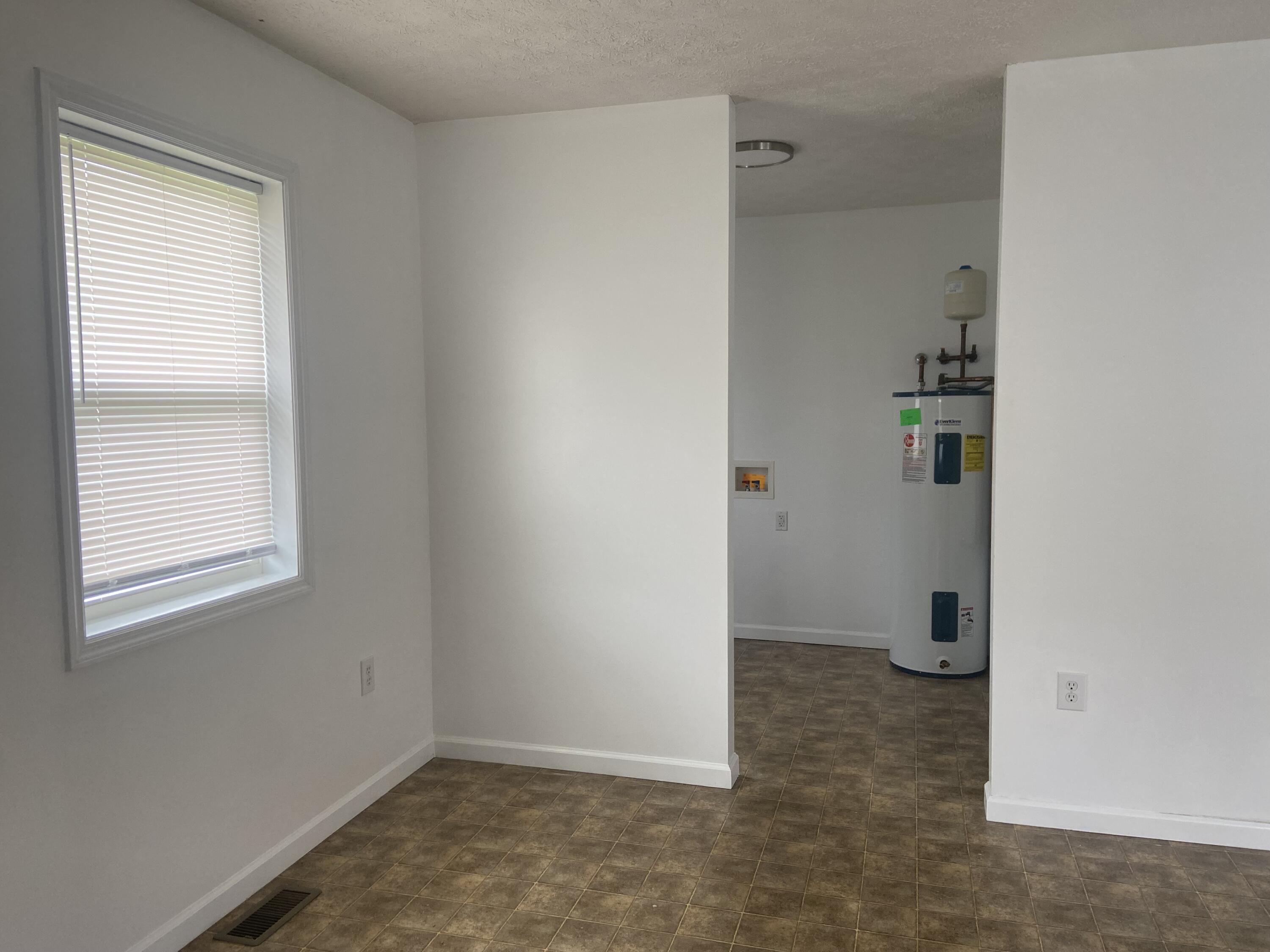 300 Tuffy Stull Road Property Photo 5