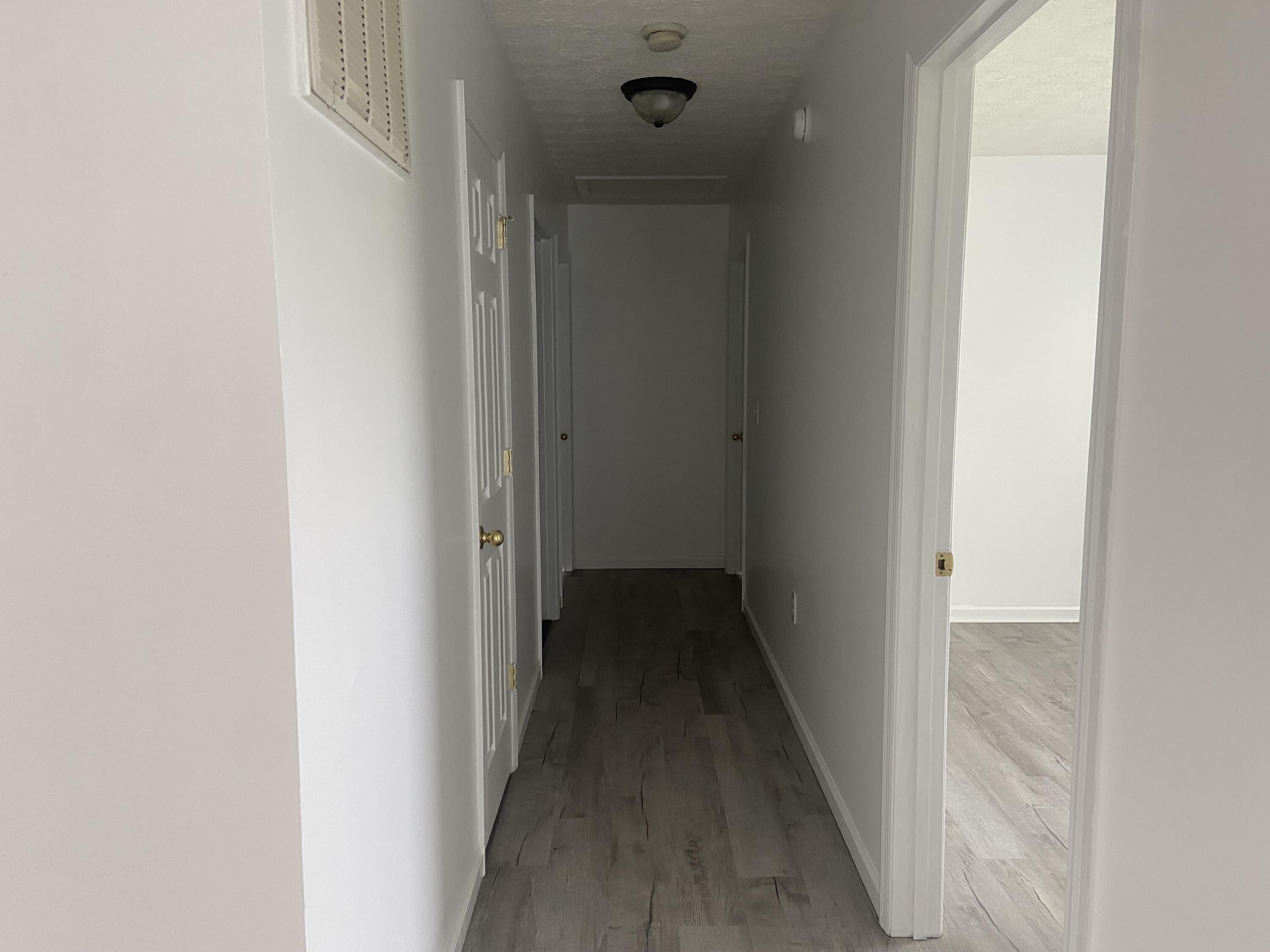 300 Tuffy Stull Road Property Photo 8