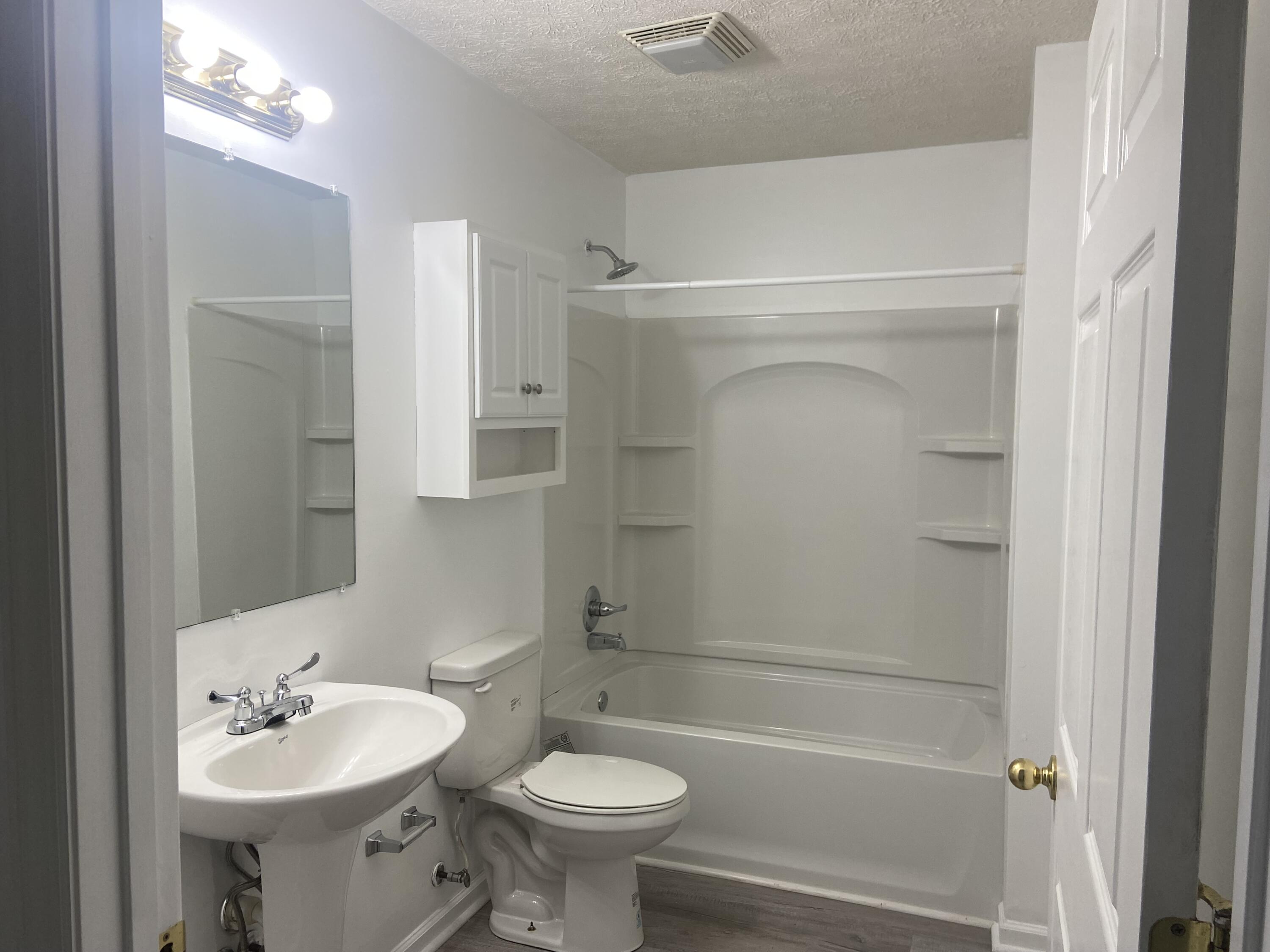 300 Tuffy Stull Road Property Photo 10