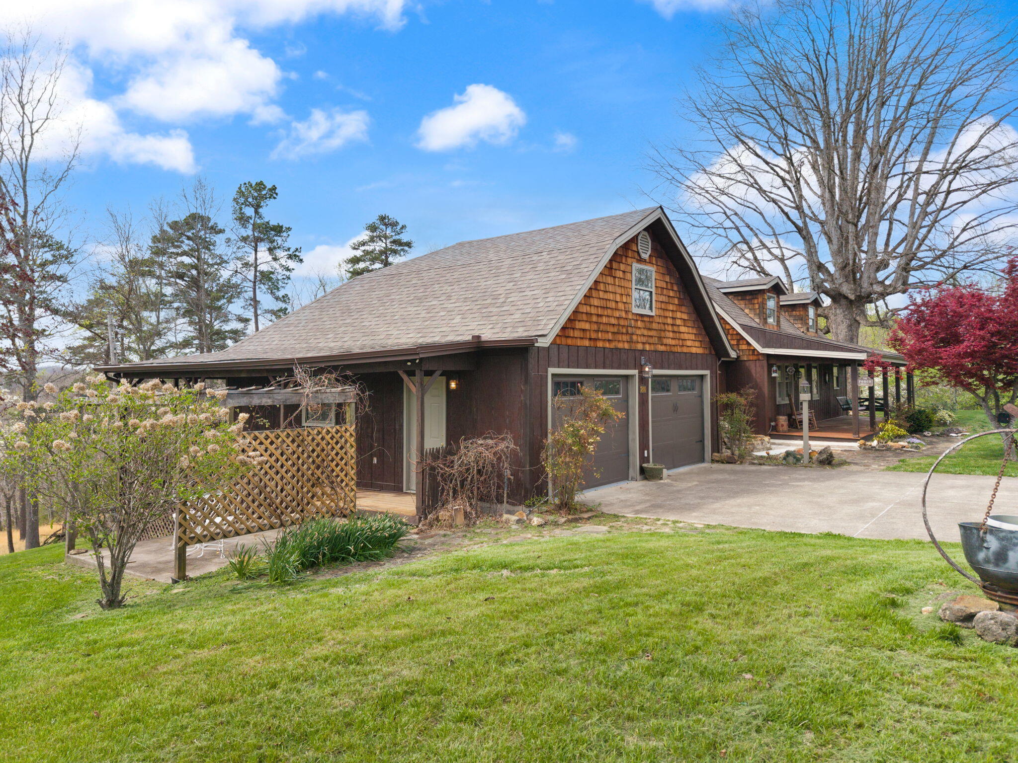7800 Highway 1643 Property Photo 4
