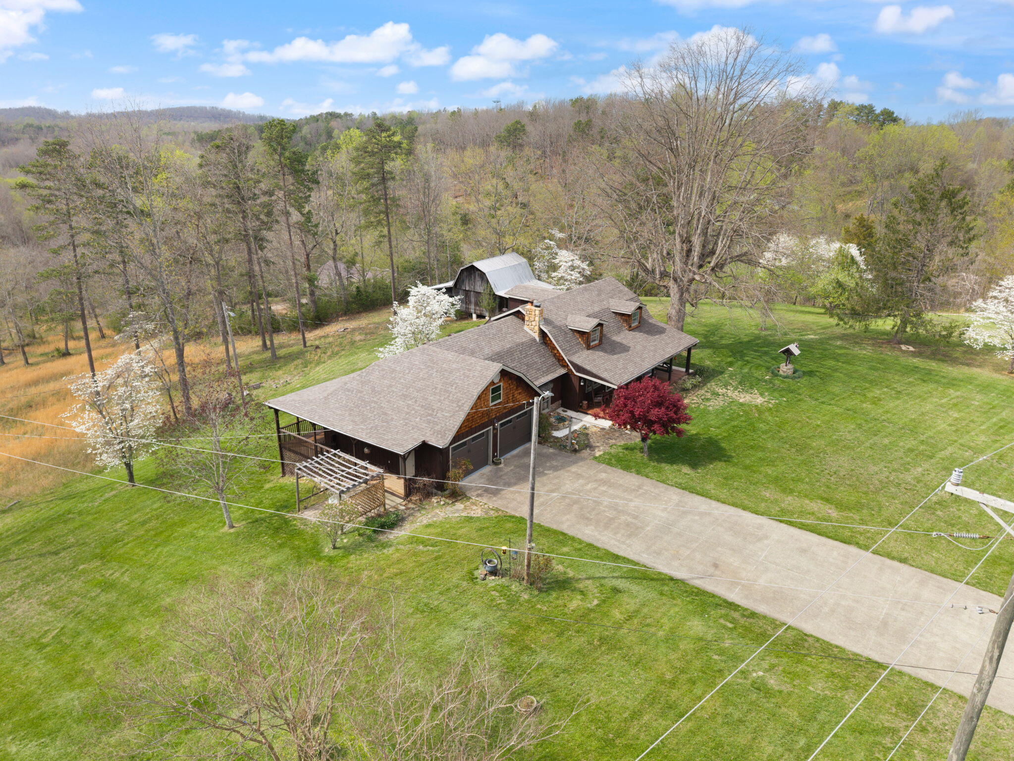 7800 Highway 1643 Property Photo 8