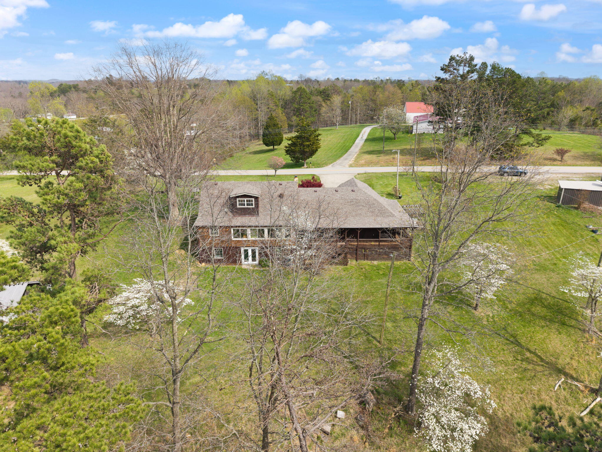 7800 Highway 1643 Property Photo 12