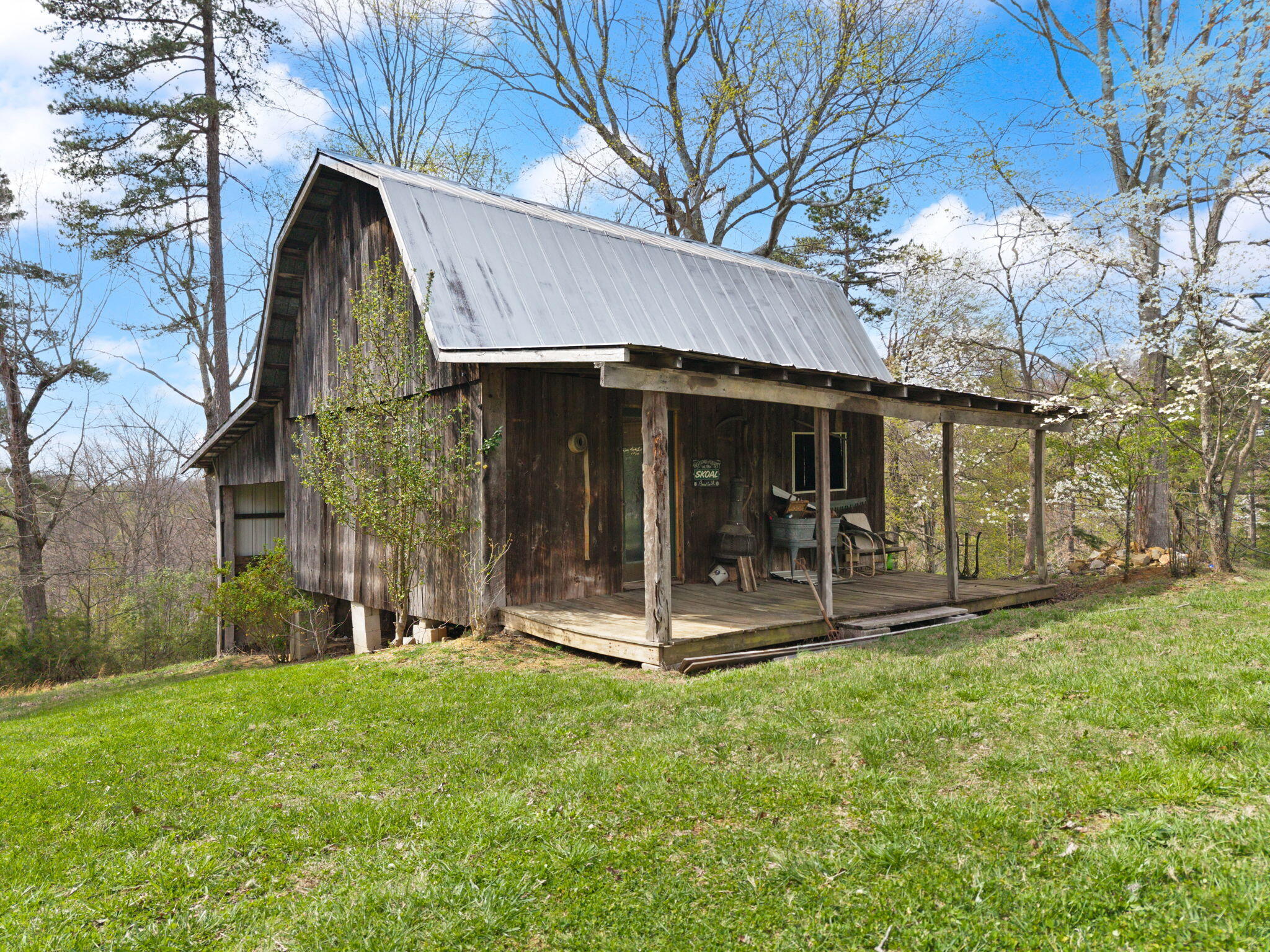 7800 Highway 1643 Property Photo 17