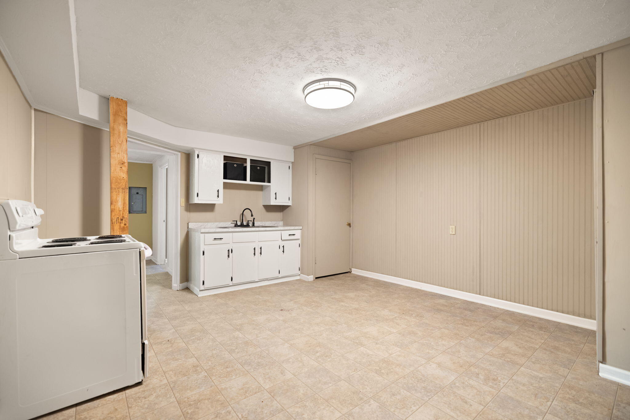 7800 Highway 1643 Property Photo 67